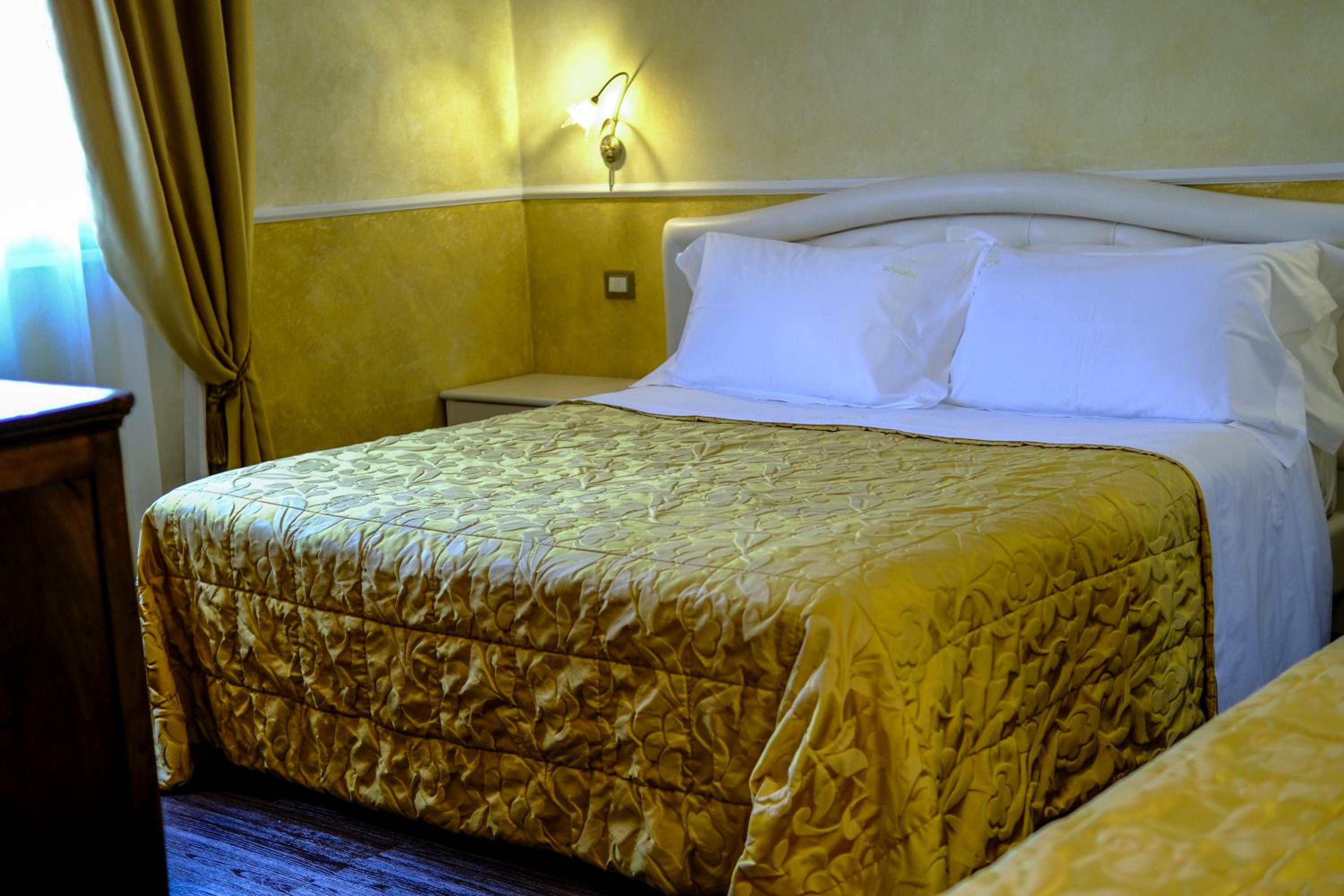 Triple Room - Photo 1