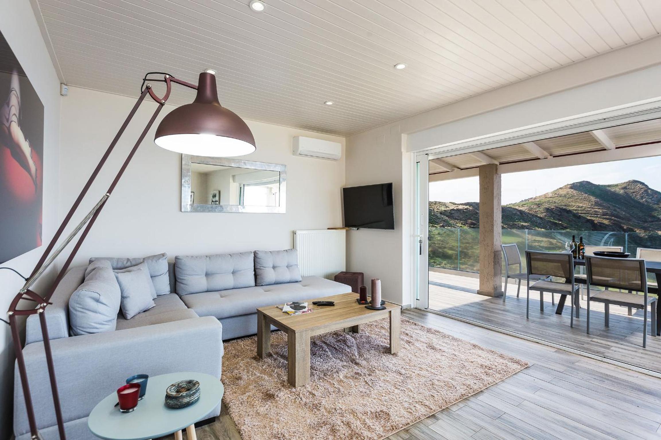 Three-Bedroom Villa photo 1