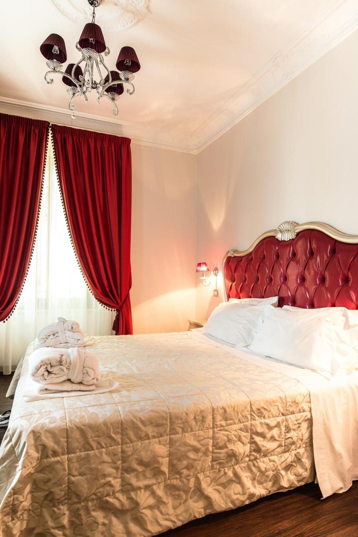 Deluxe Double Room with Garden View - Photo 1