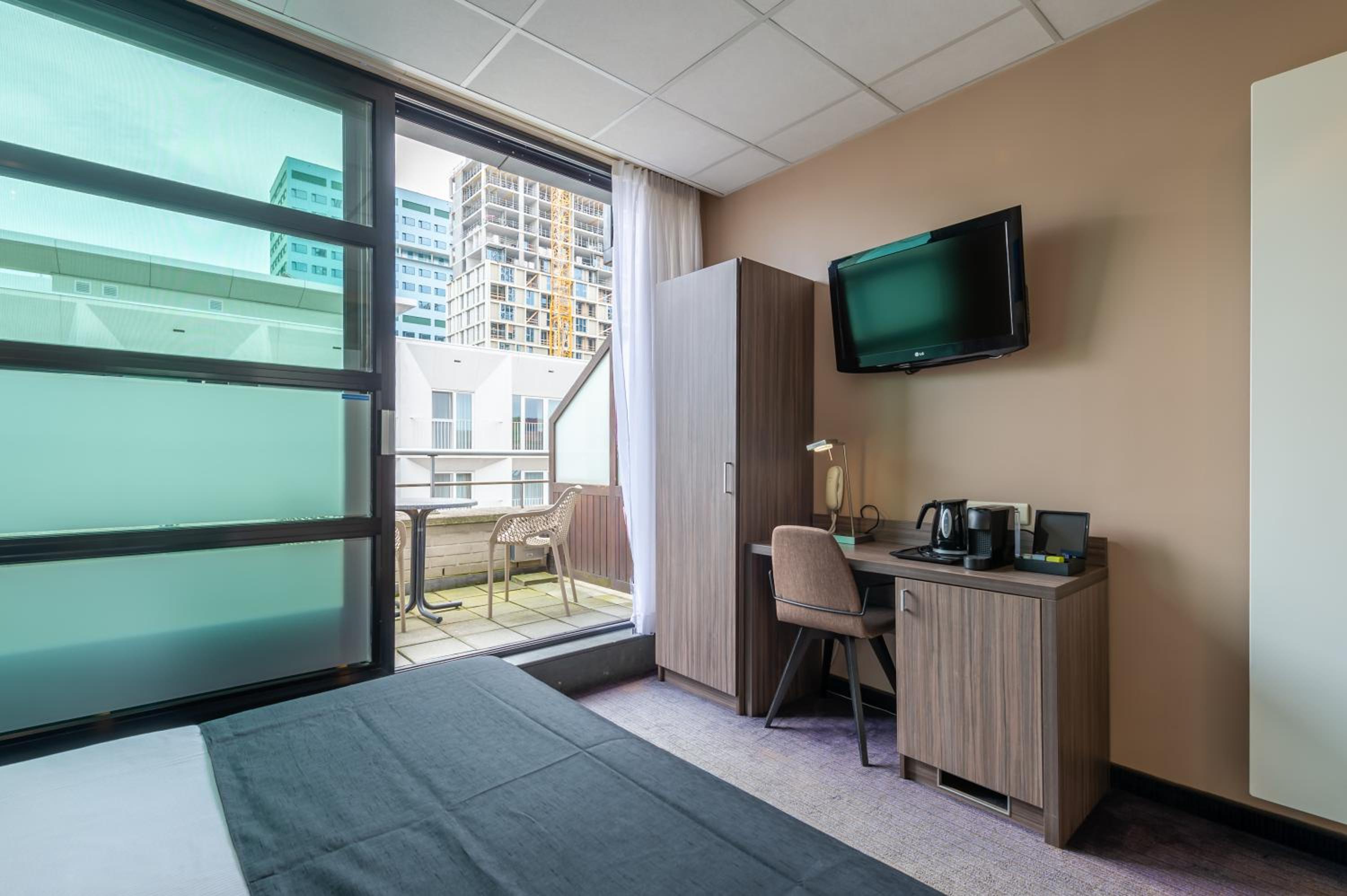 Terrace Room - Photo 4