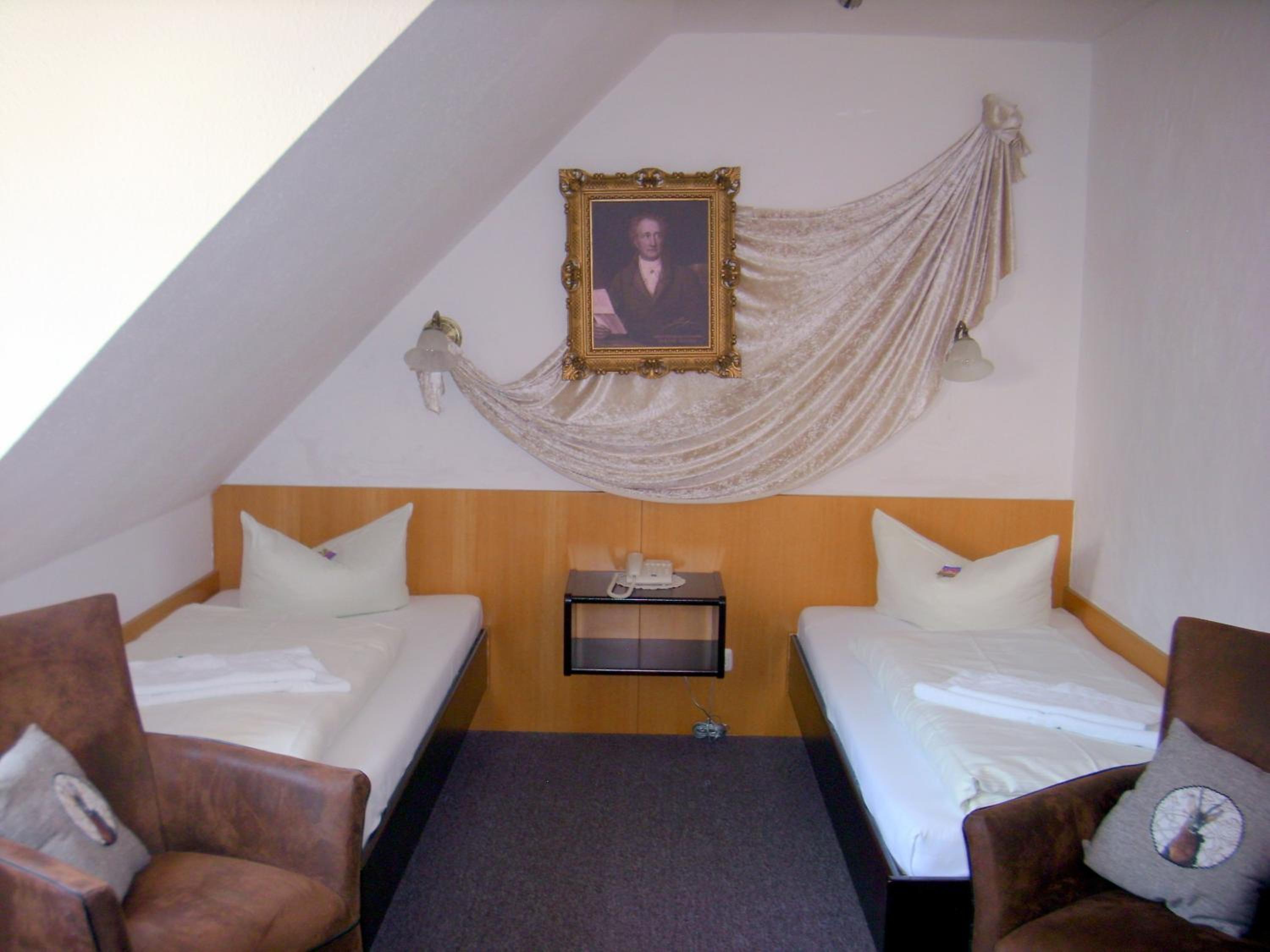 Double or Twin Room photo 3