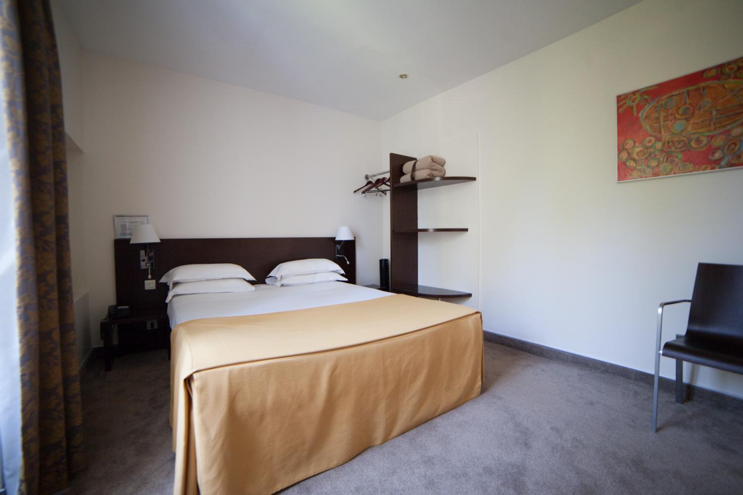 Standard Twin Room with Garden View