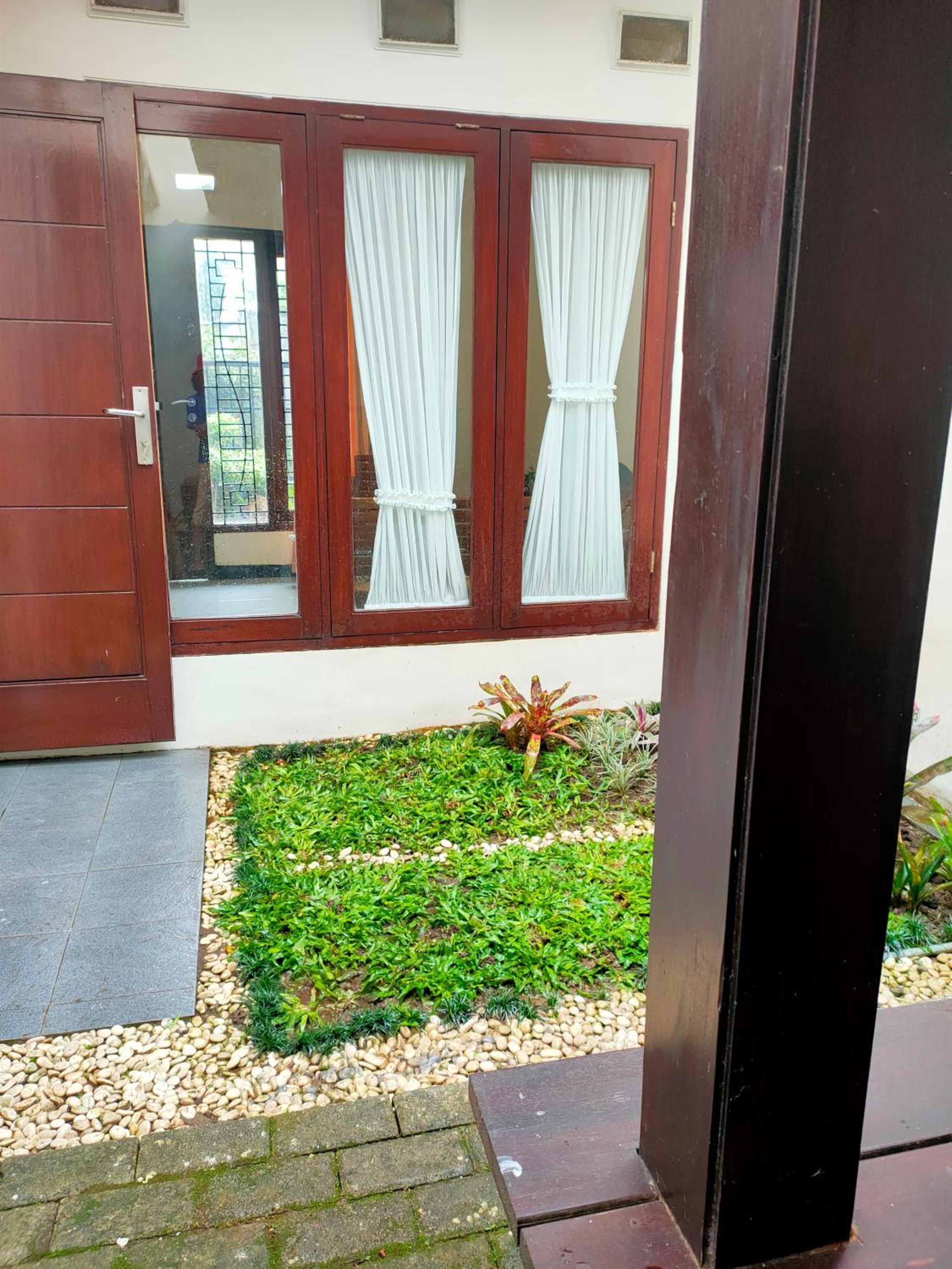 Two-Bedroom House - Photo 8