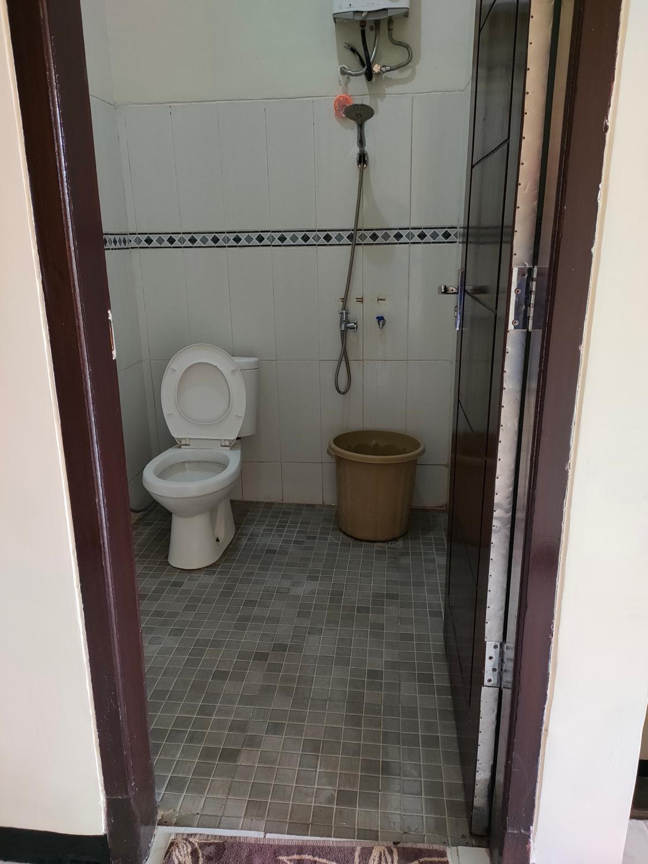 Two-Bedroom House - Photo 7