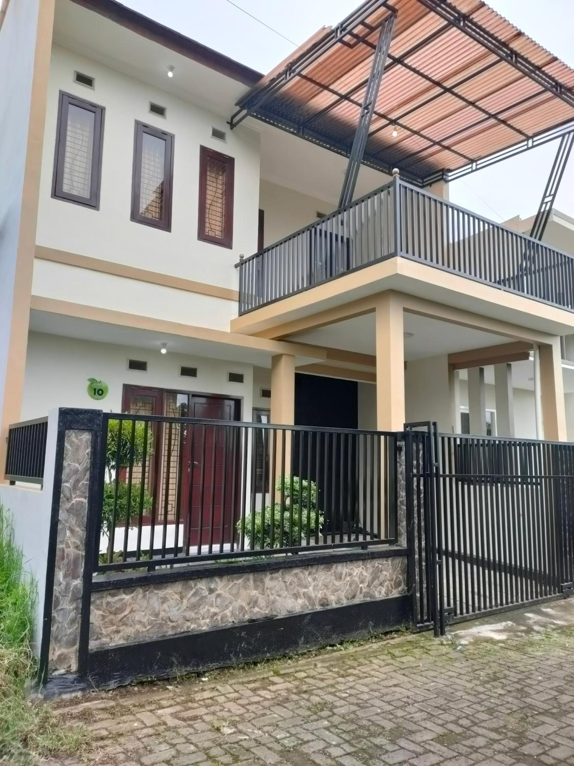 Two-Bedroom House - Photo 5
