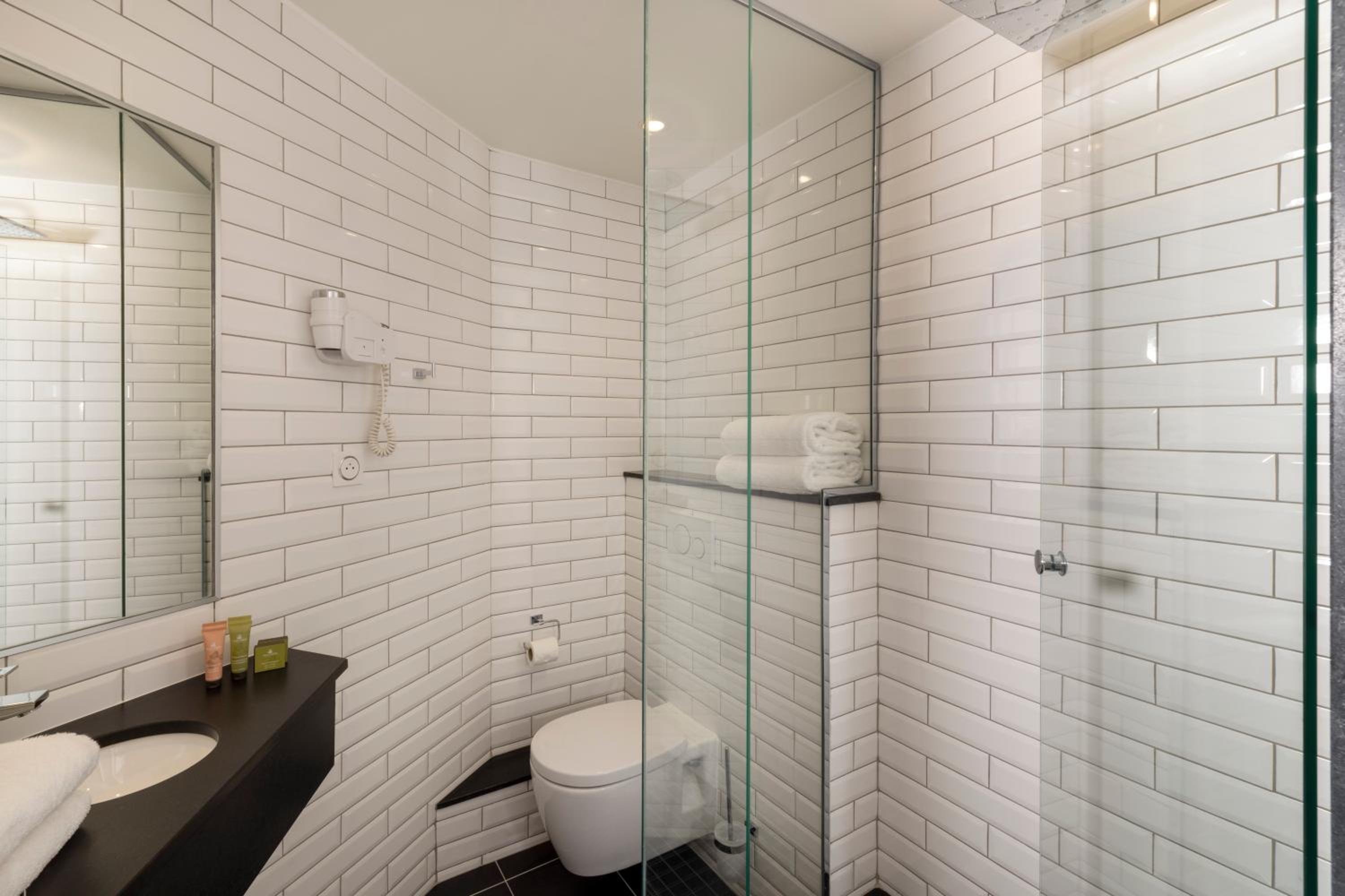 Large Double or Twin Room photo 3