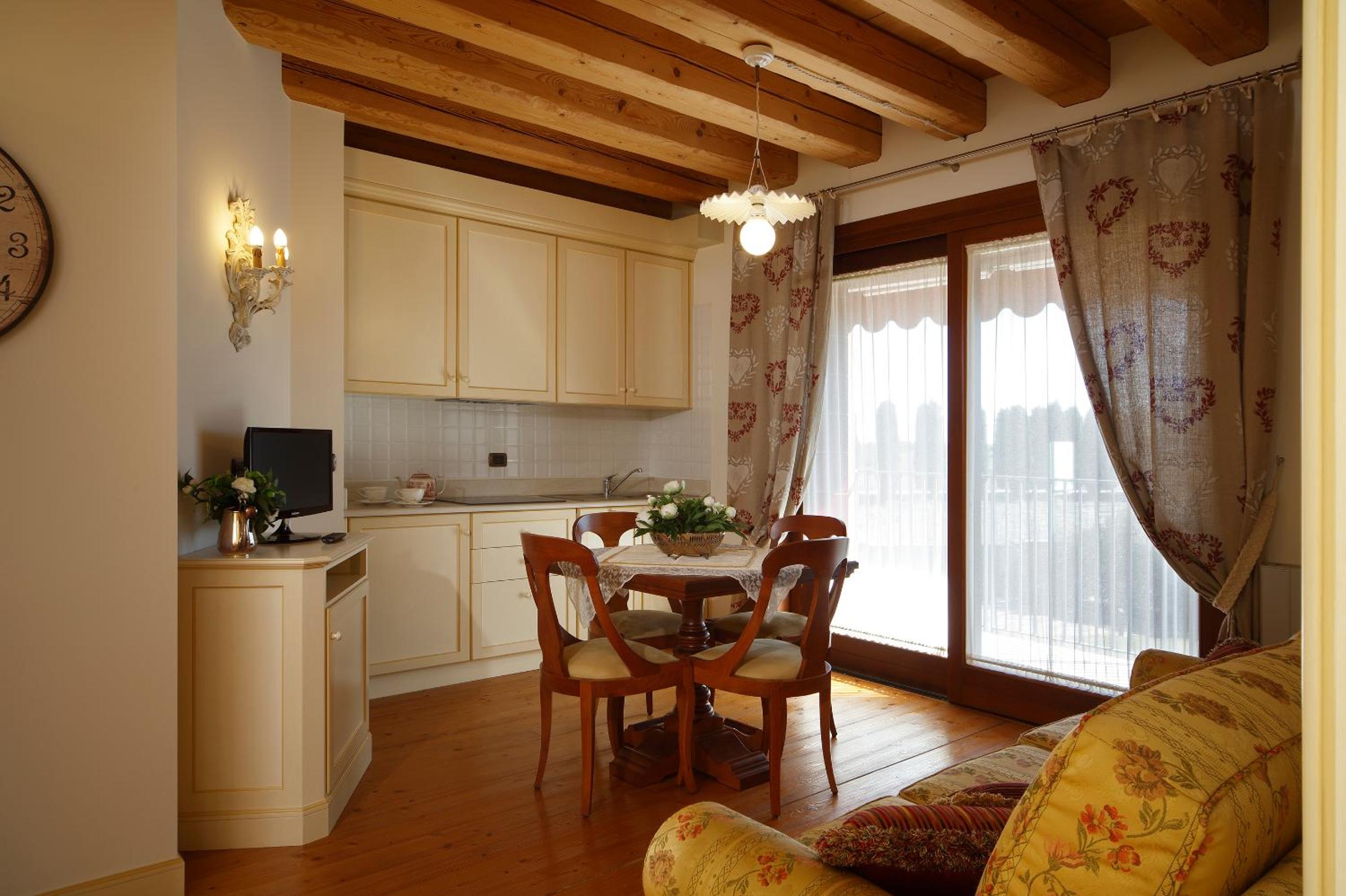 Two-Bedroom Apartment - Photo 3