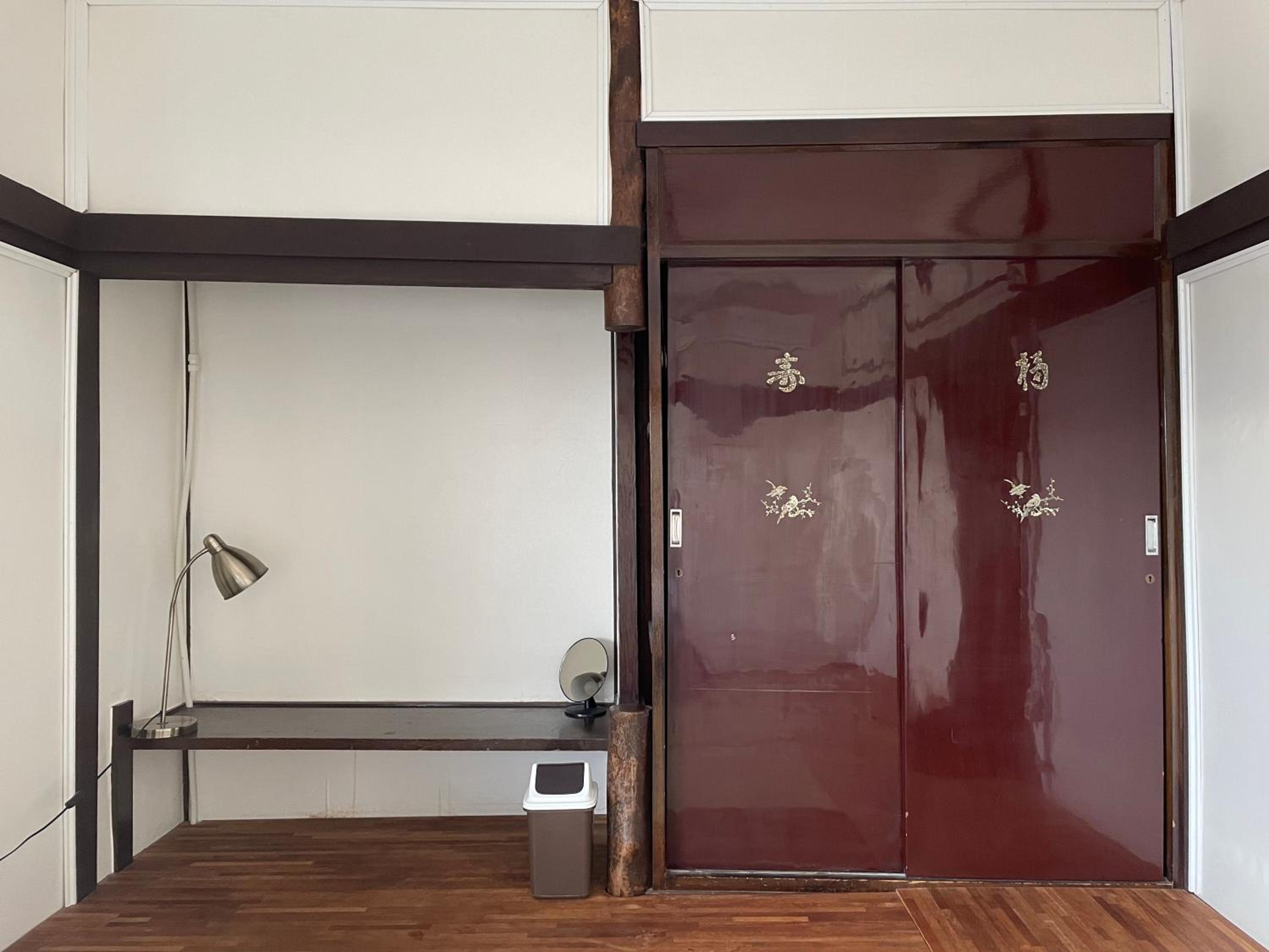 Double Room with Shared Bathroom photo 3