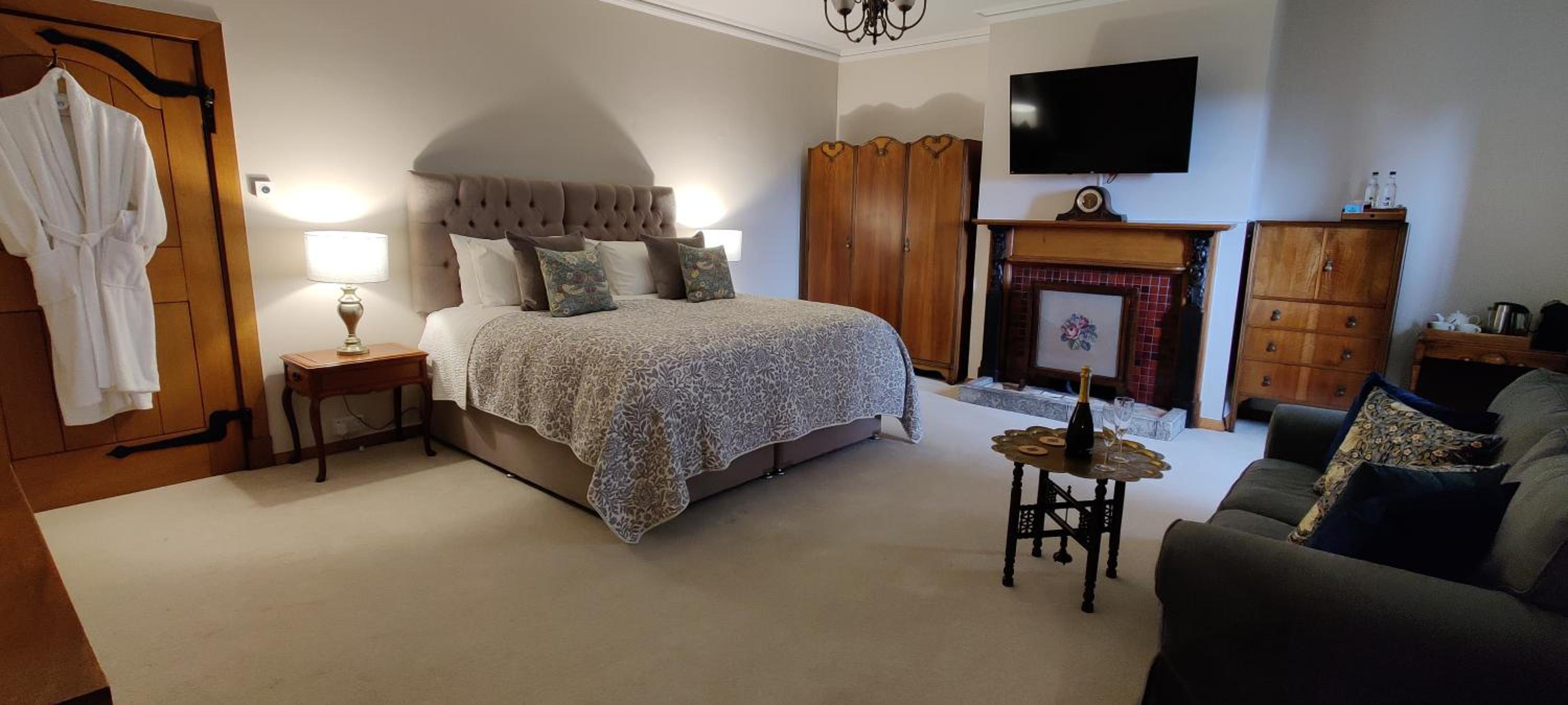 Double or Twin Room with Sea View photo 2