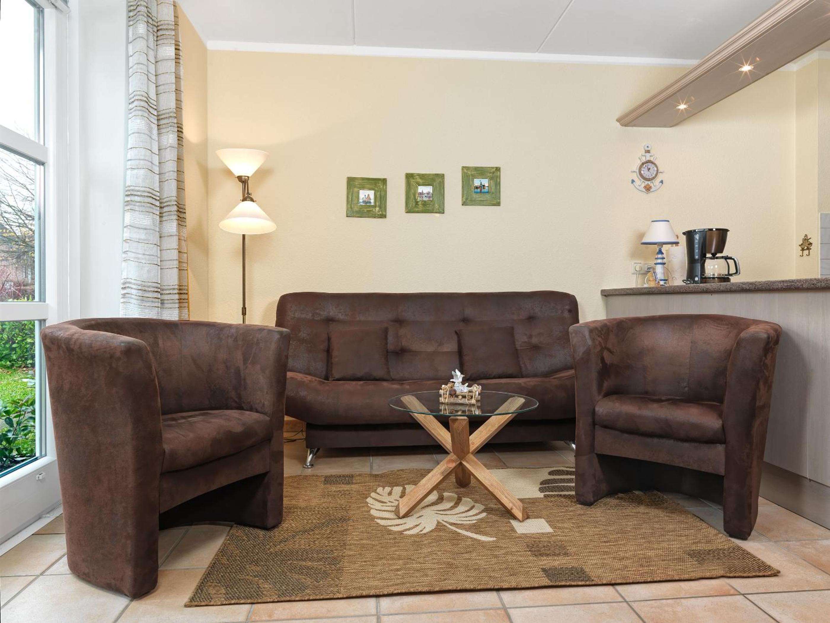 Apartment with Terrace photo 2