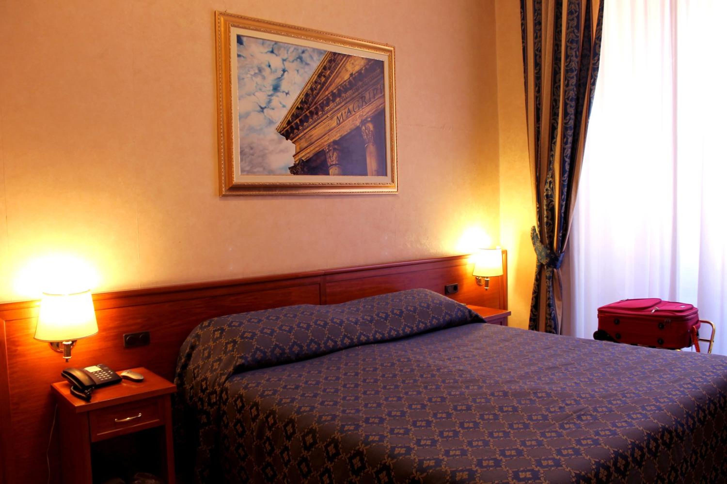 Double Room - Photo 10