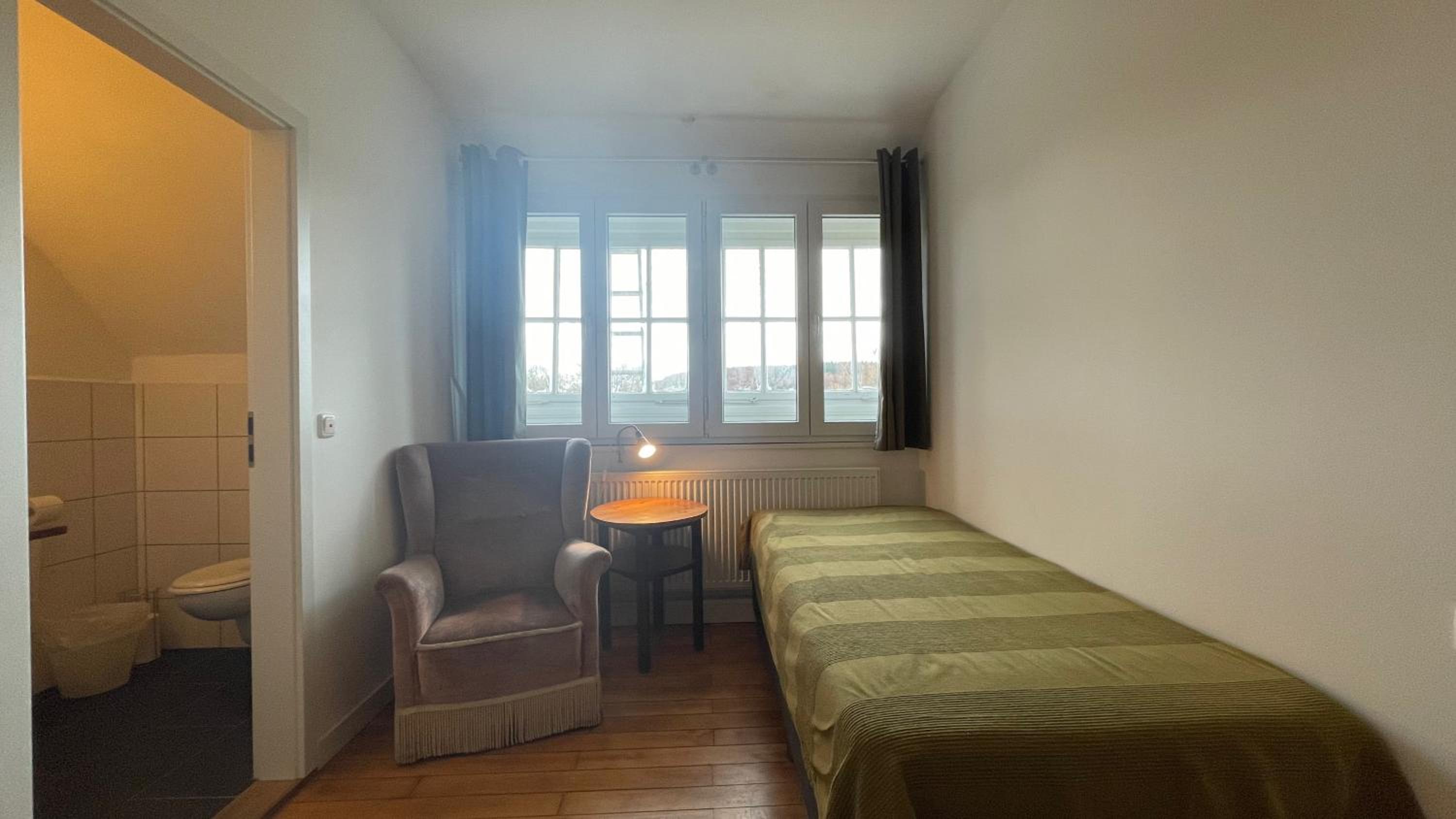 Triple Room with Private Bathroom photo 3