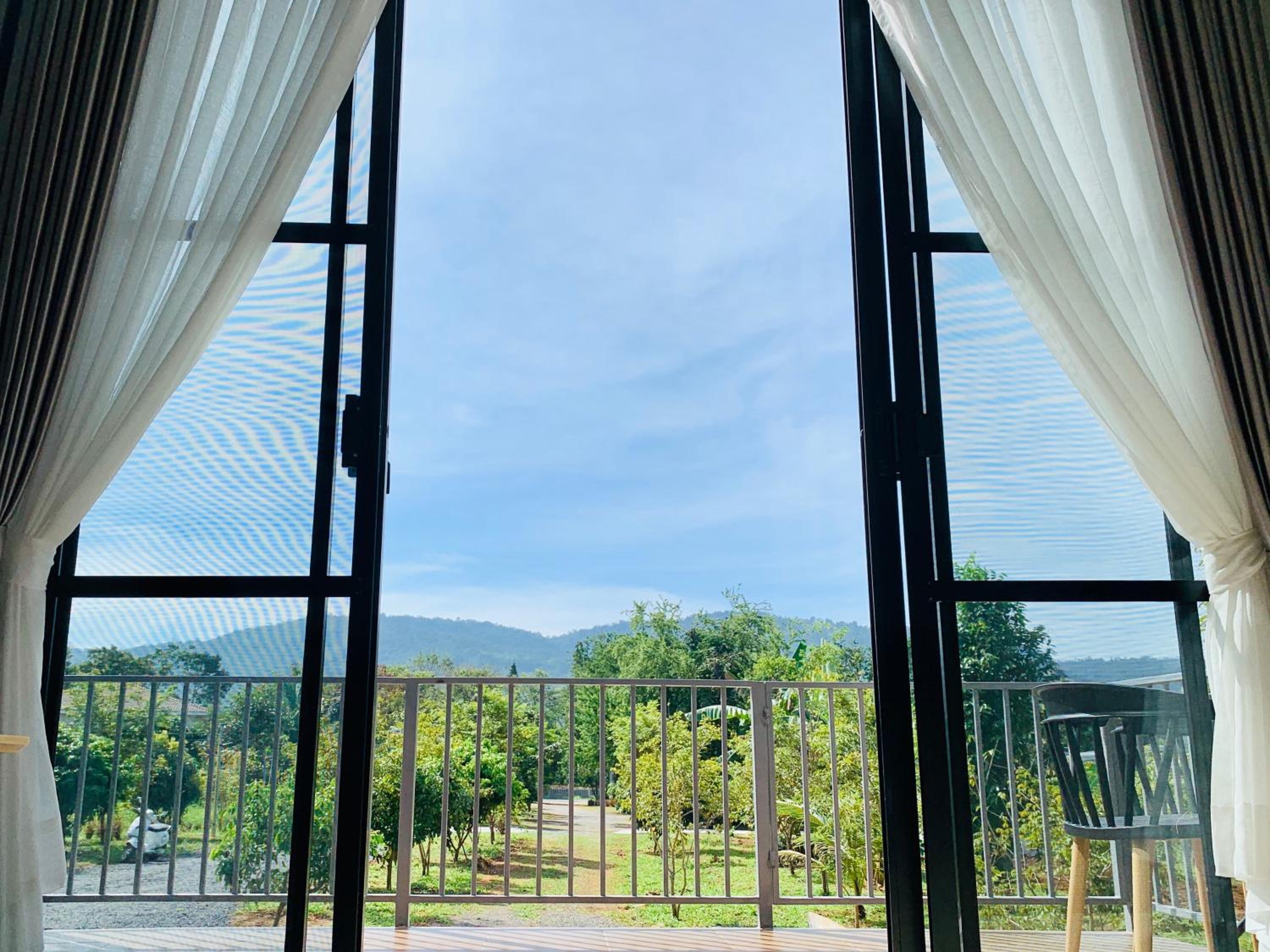 Standard Triple Room - Photo 9