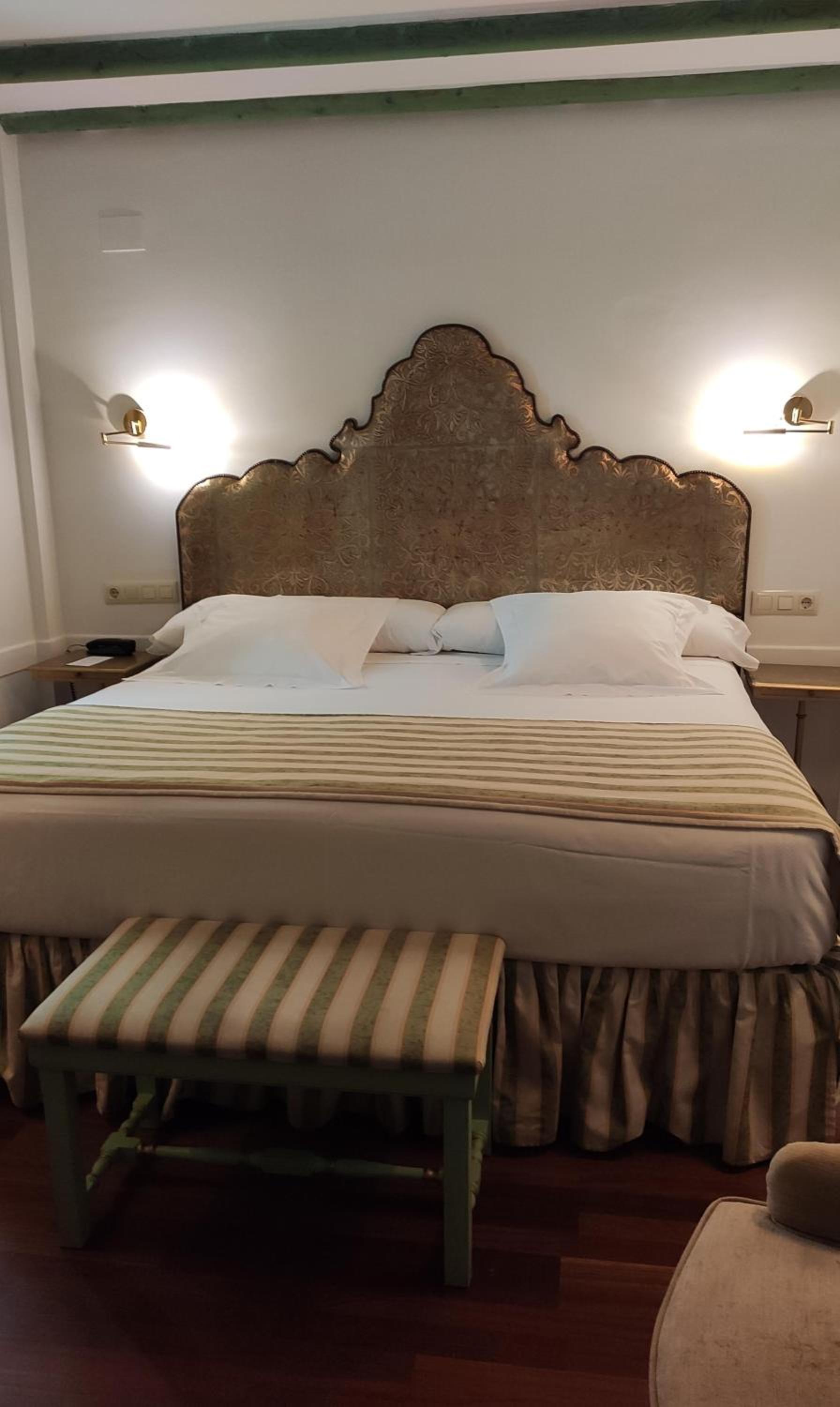 Classic Double Room - Photo 1