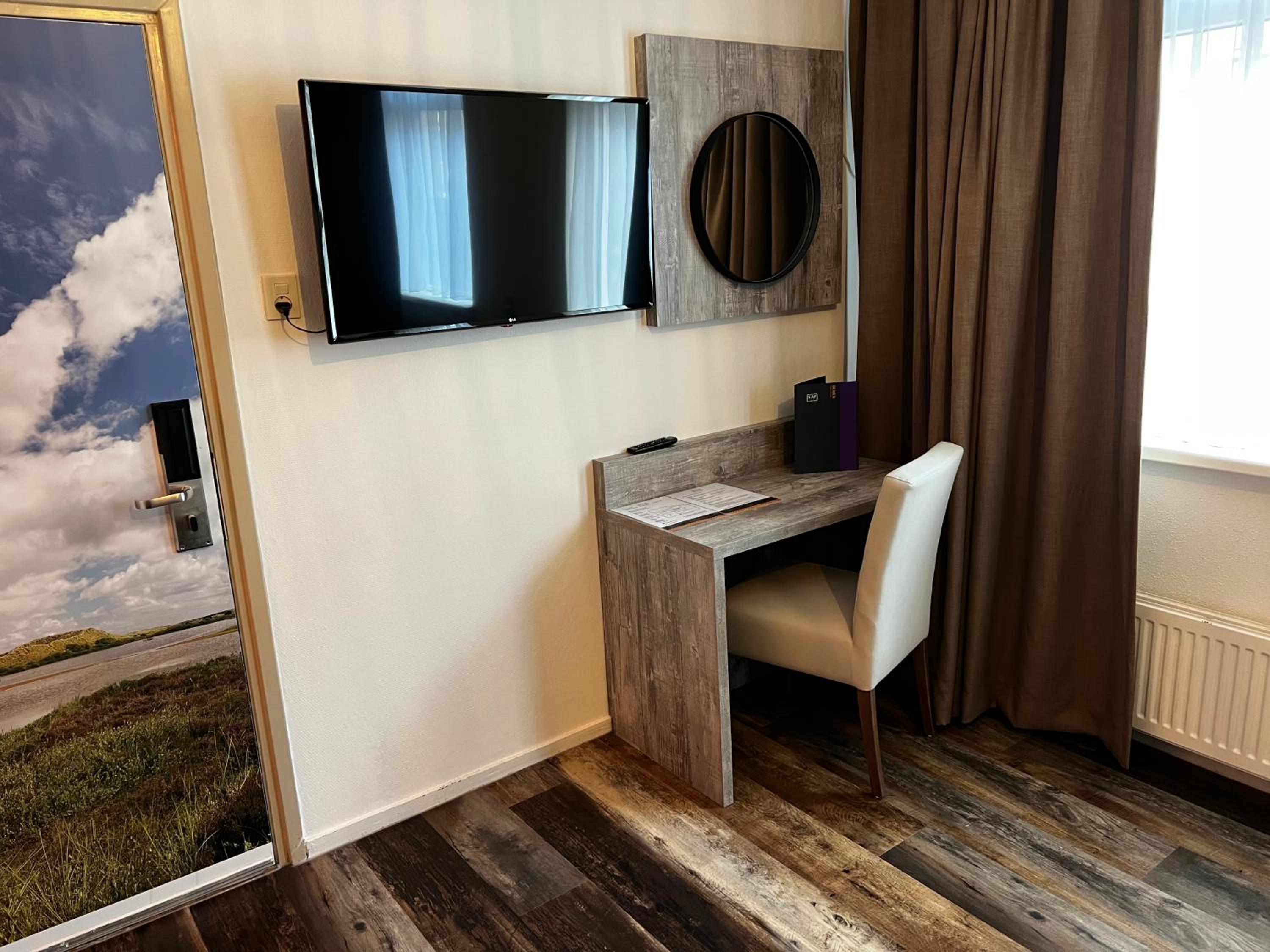 Double or Twin Room - Annex photo 3