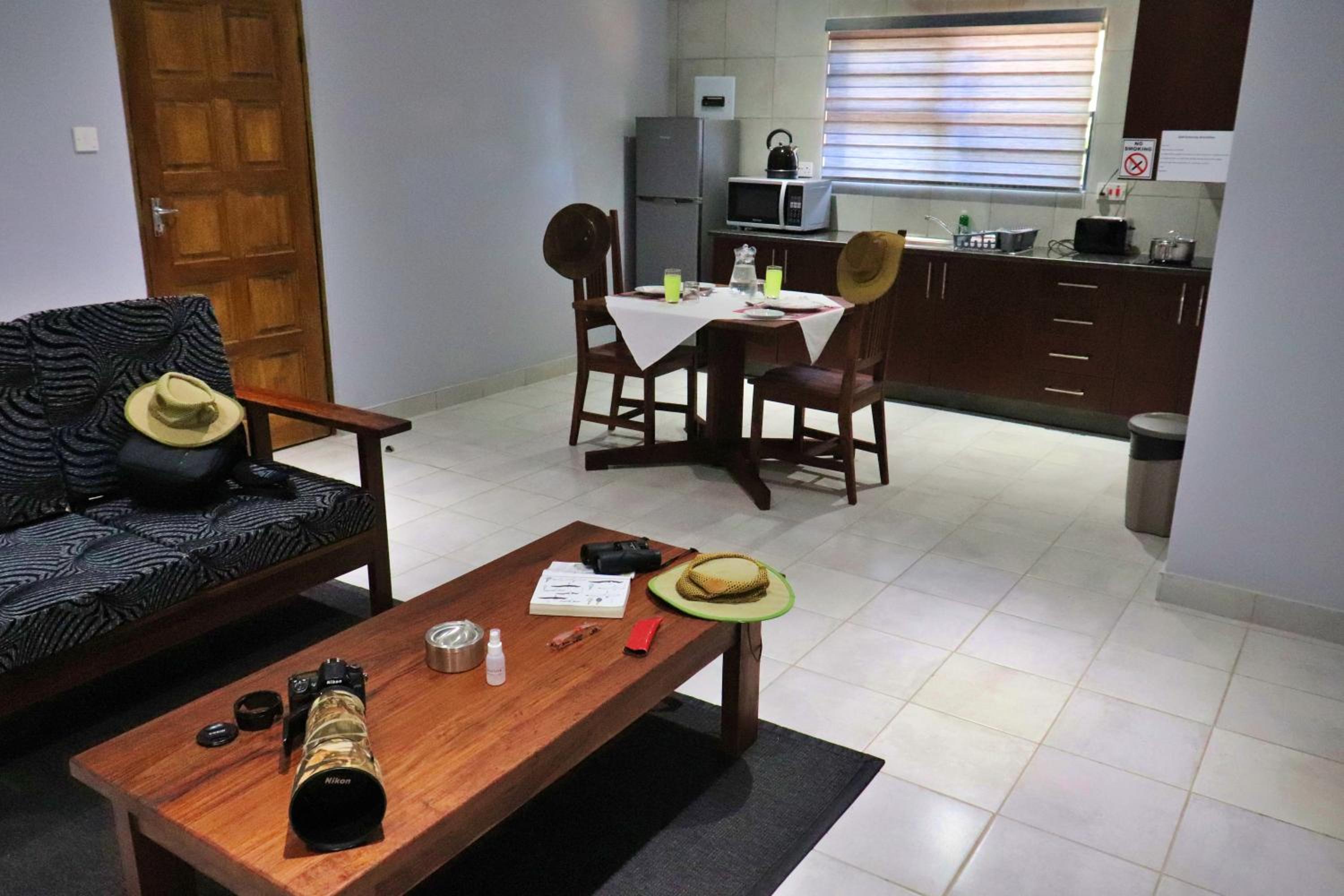 Twin Room - Photo 12