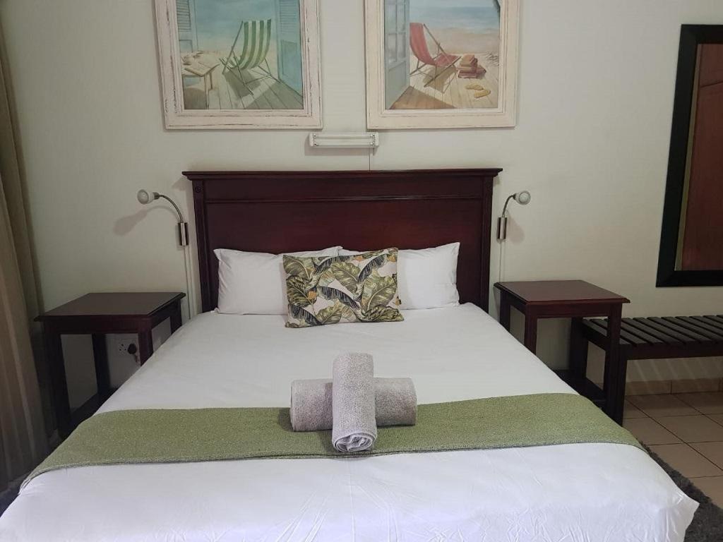 Standard Queen Room photo 1