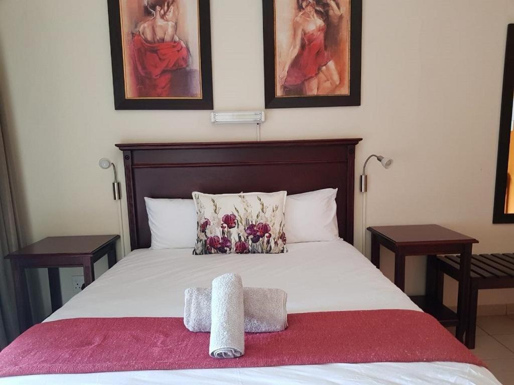 Luxury Queen Room photo 3