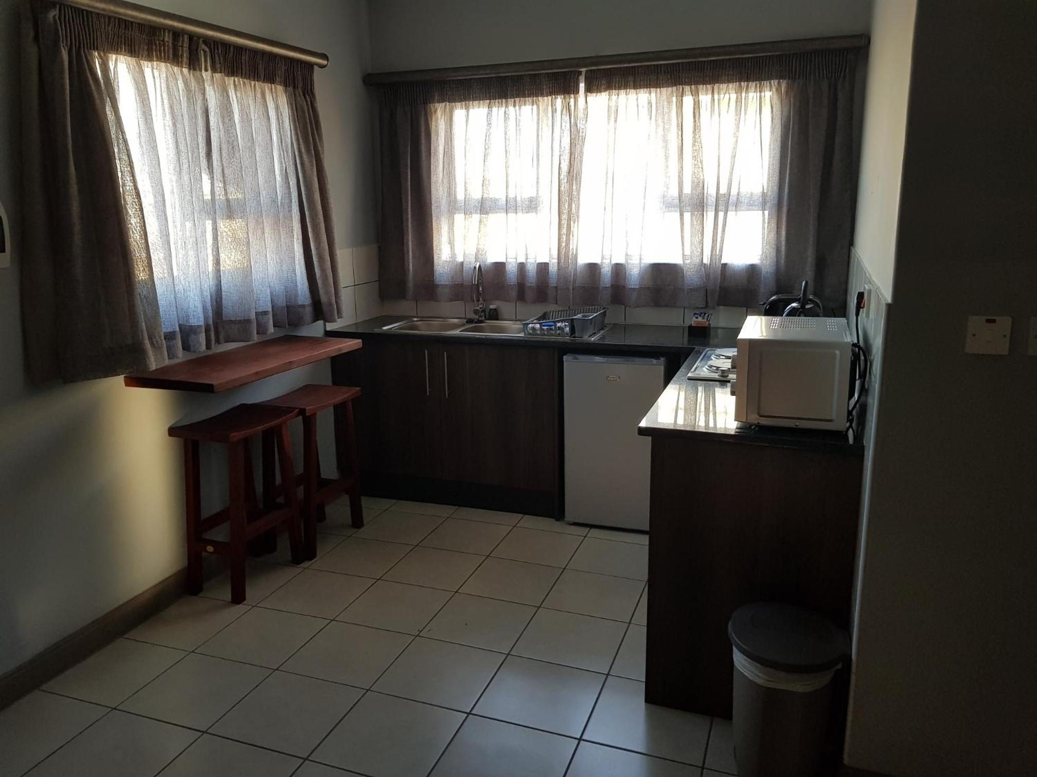 Double Room - Photo 4