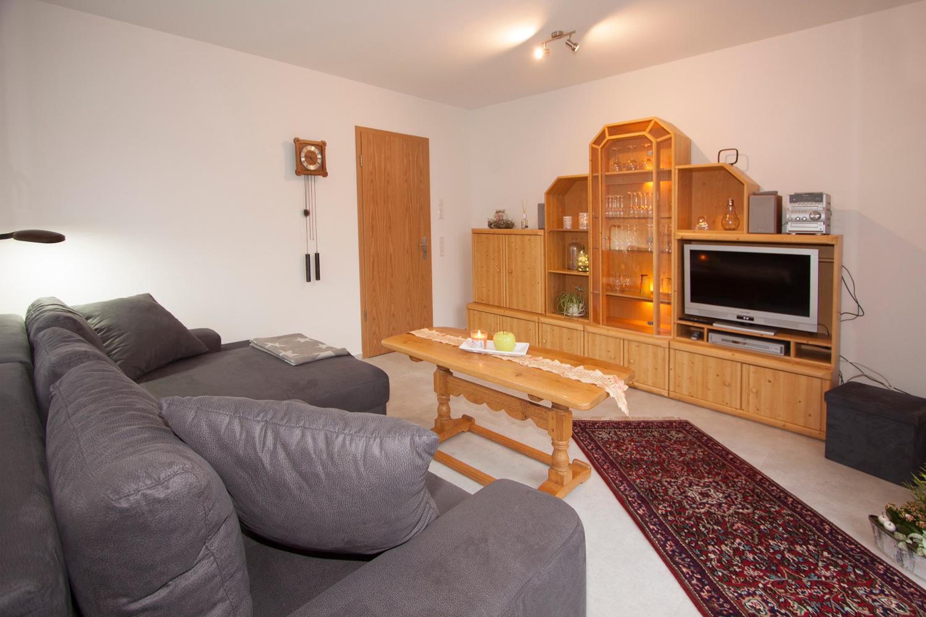 Two-Bedroom Deluxe Apartment with Balcony photo 1