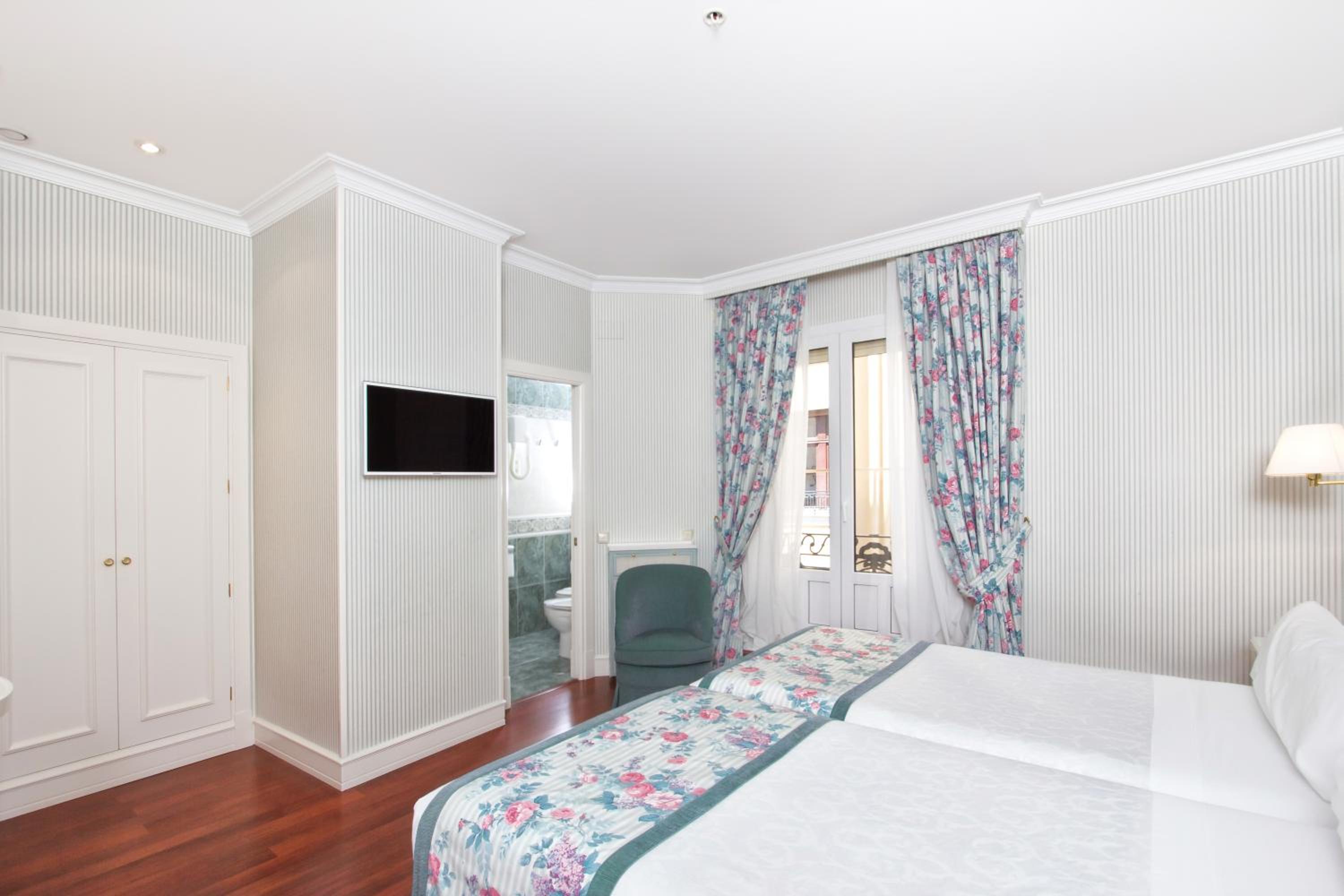 Habitación Doble o con Dos Camas