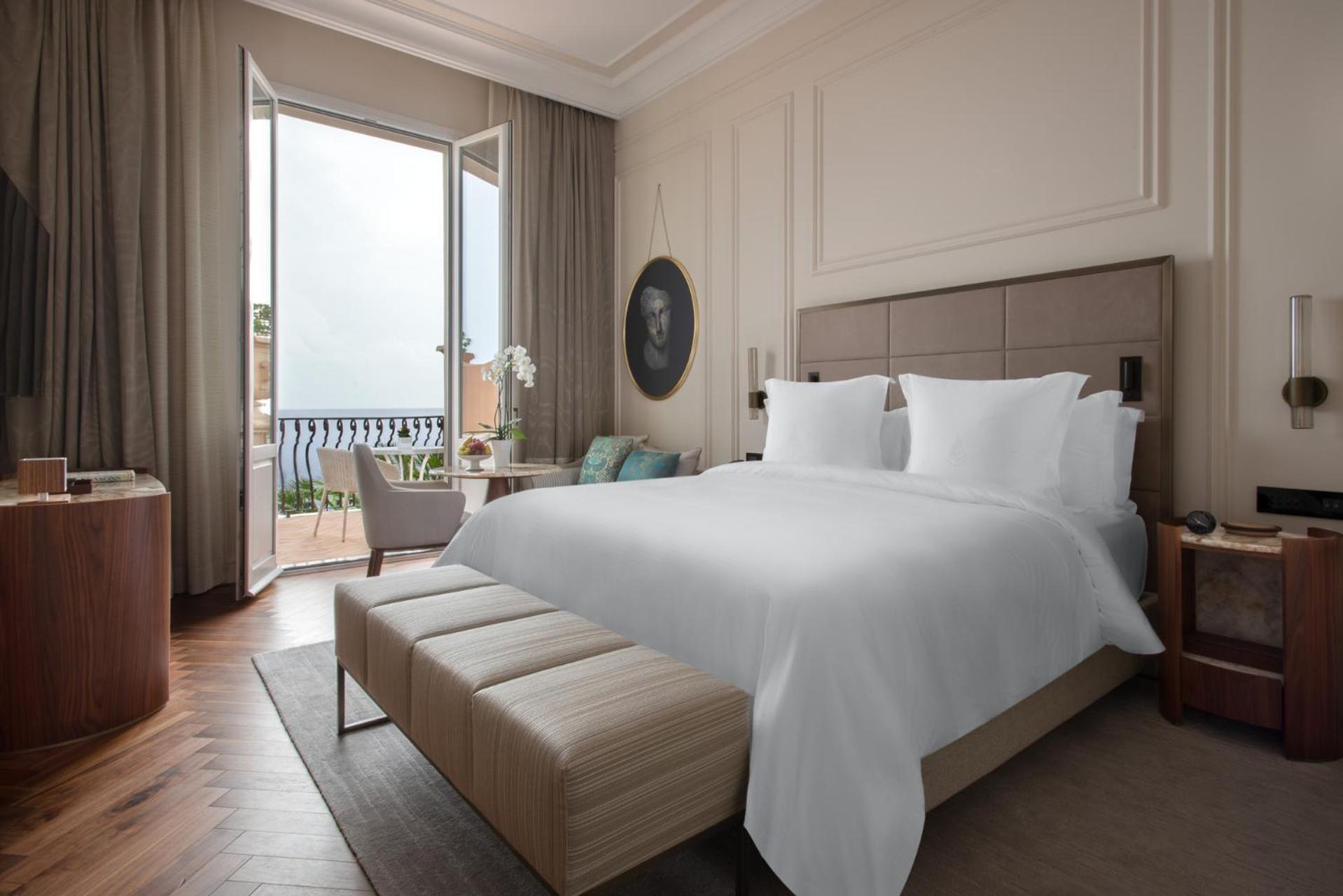 Sea View and Terrace  Premium King Room