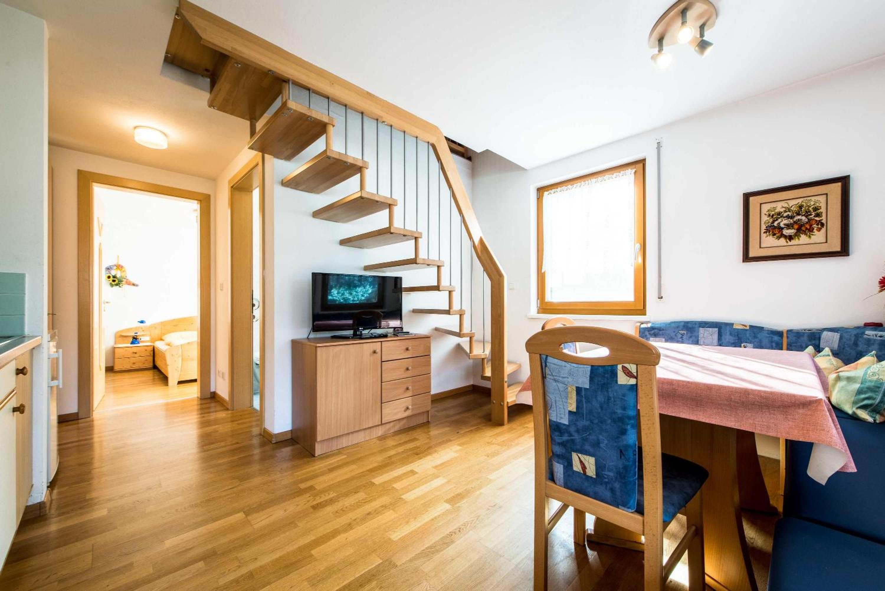 Two-Bedroom Deluxe Apartment with Garden View photo 1