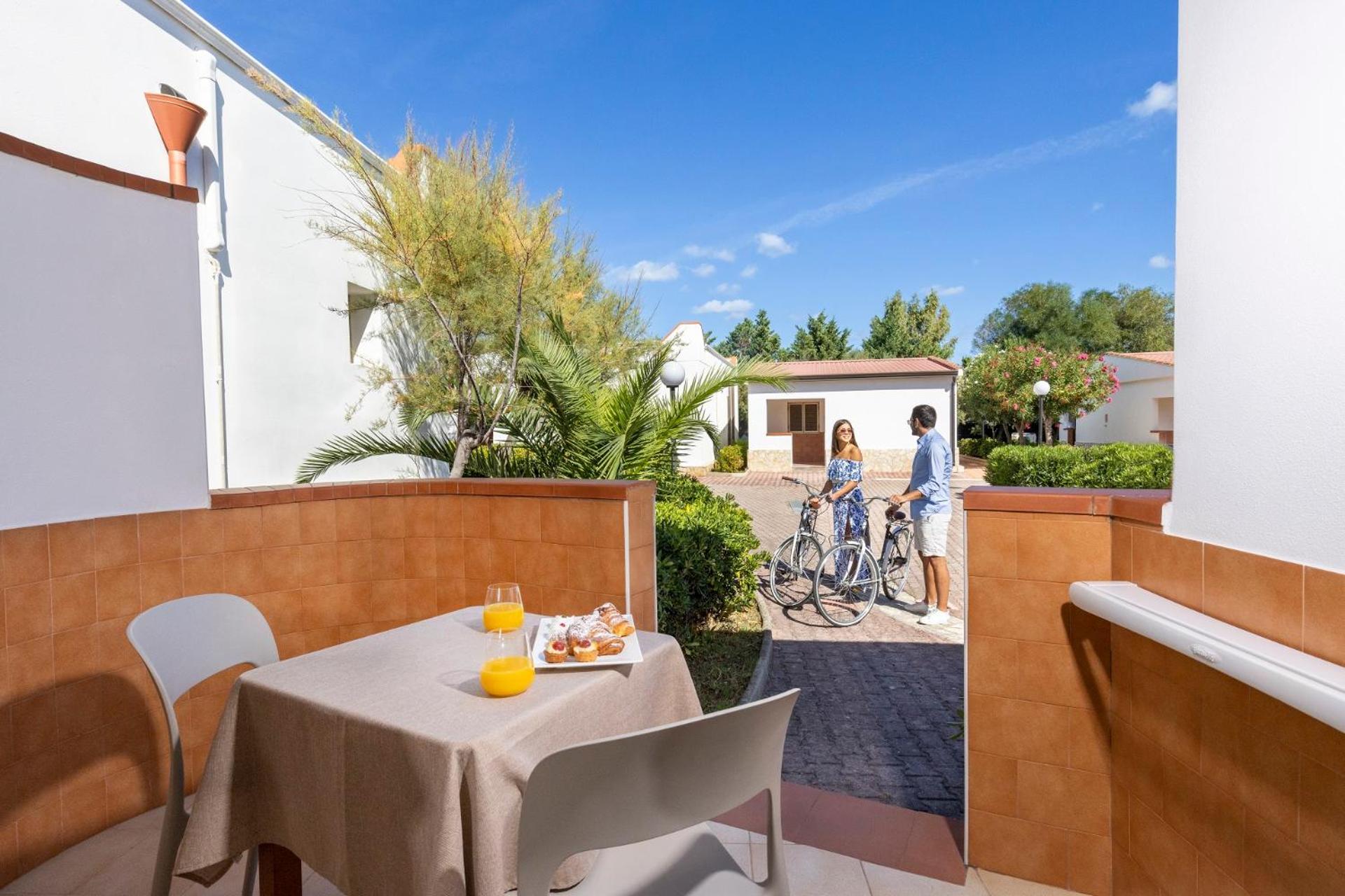 Triple Room with Garden View