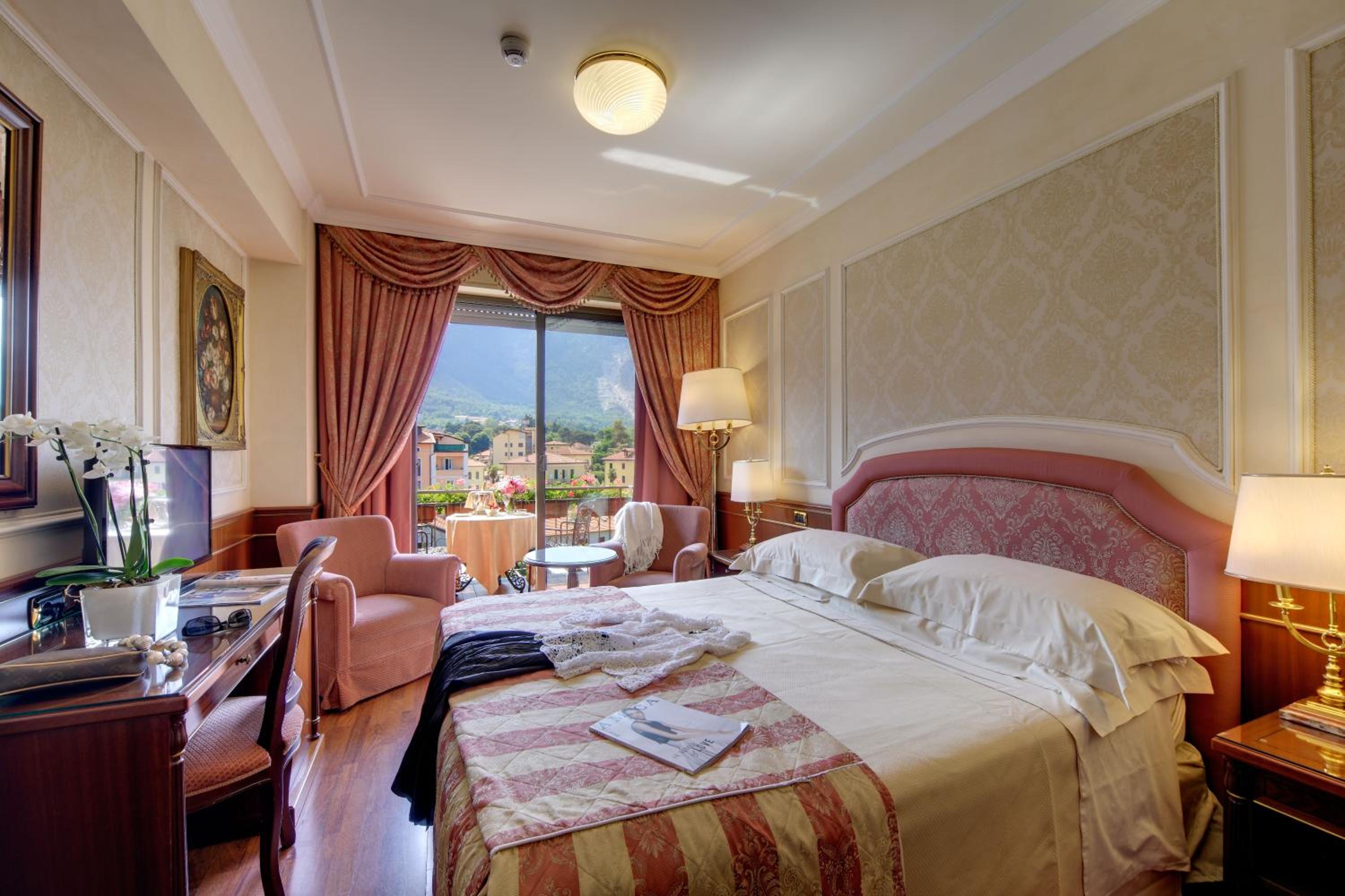 Deluxe Double or Twin Room - Mountain Side - Photo 1