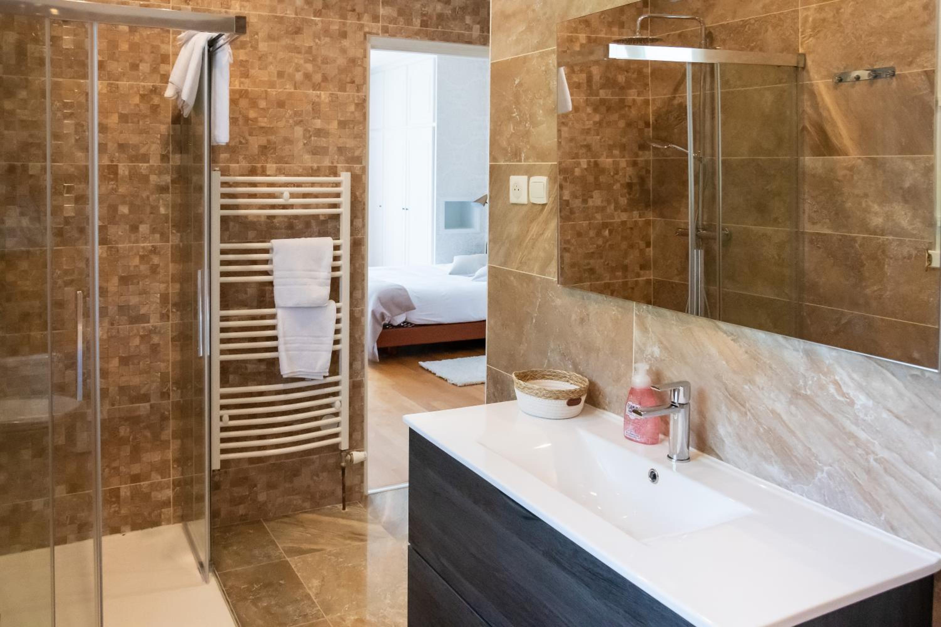 Triple Room - Photo 10