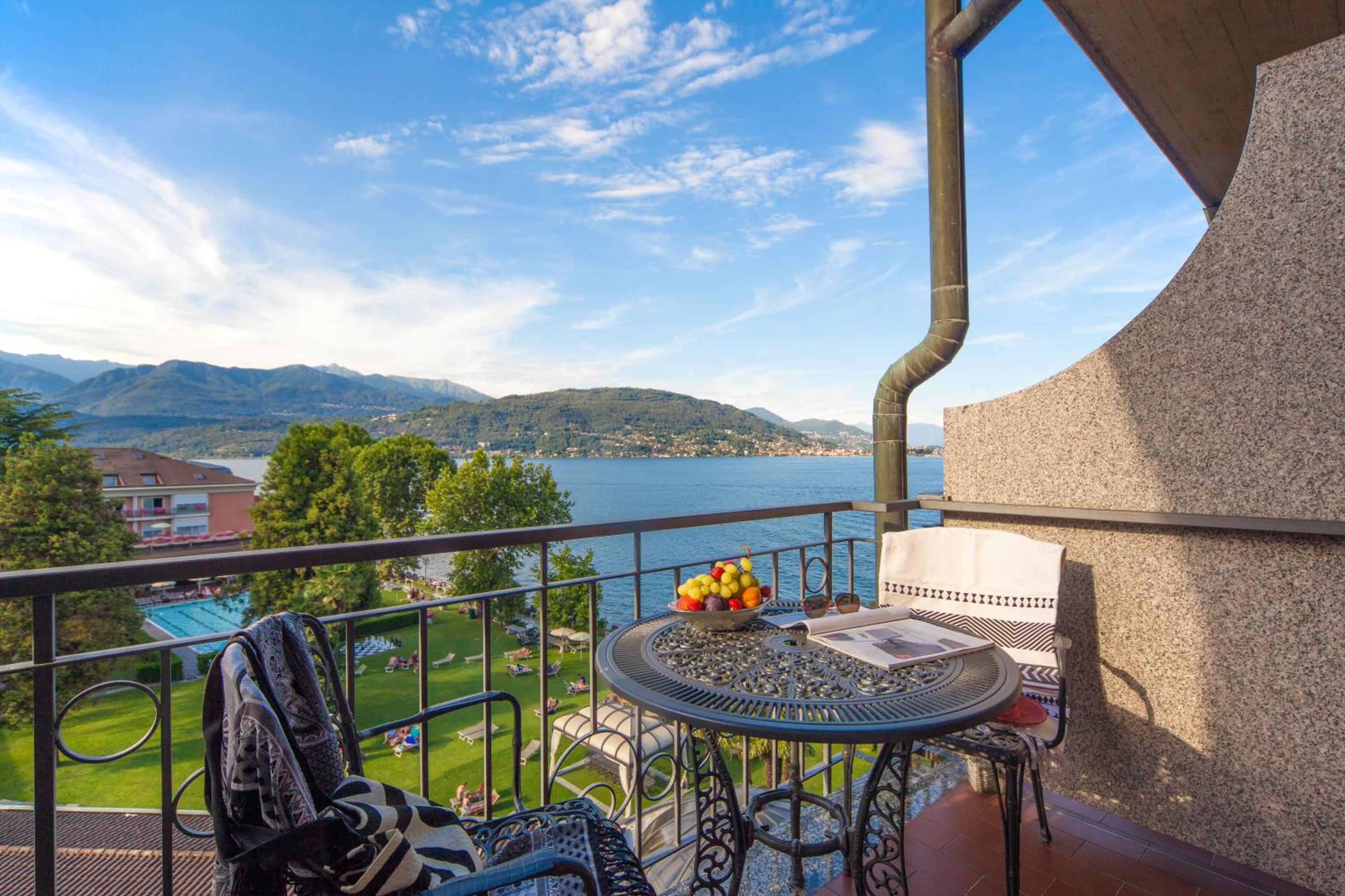 Deluxe Double or Twin Room - Pool or Lake Side - Photo 11
