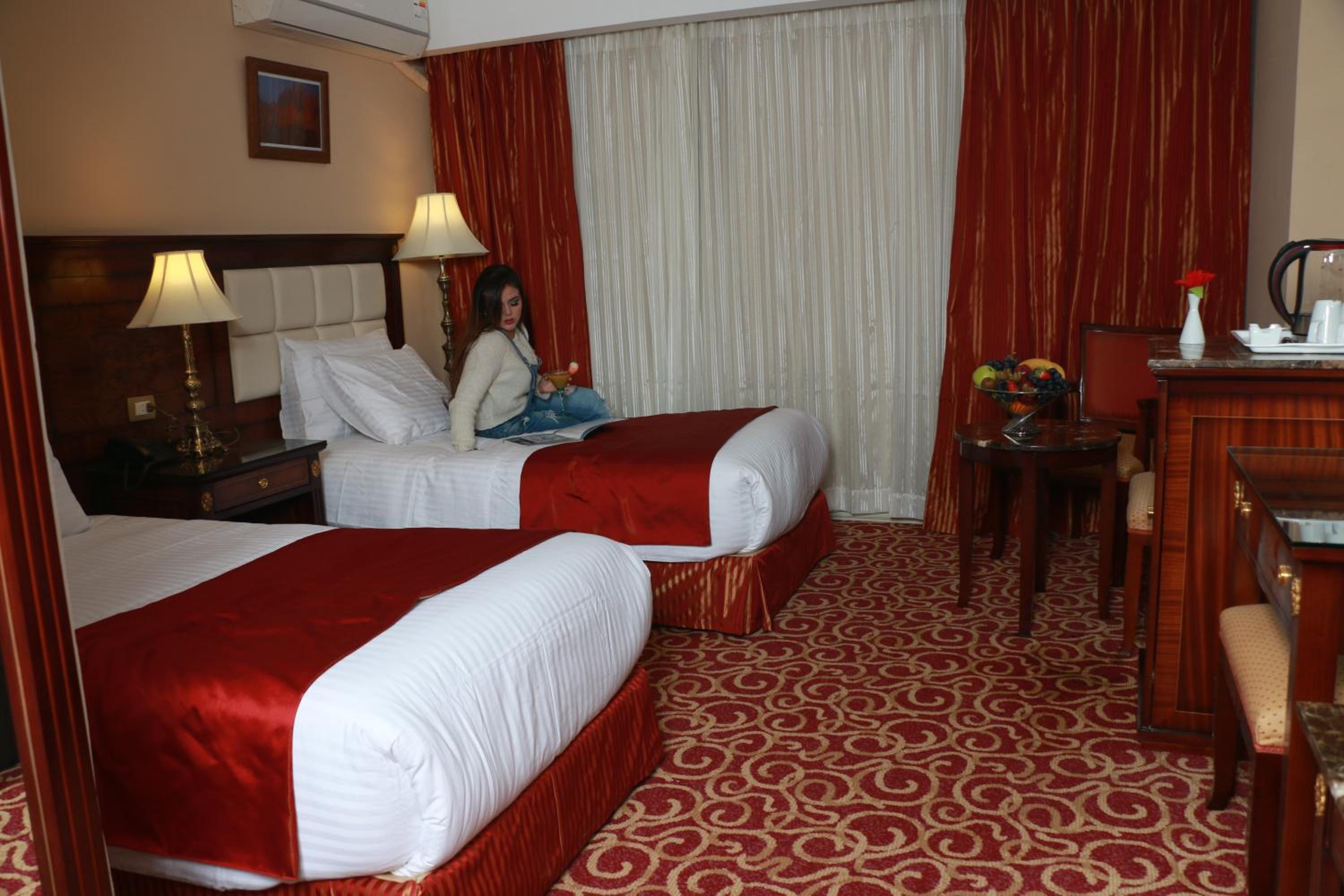 Executive Suite photo 2