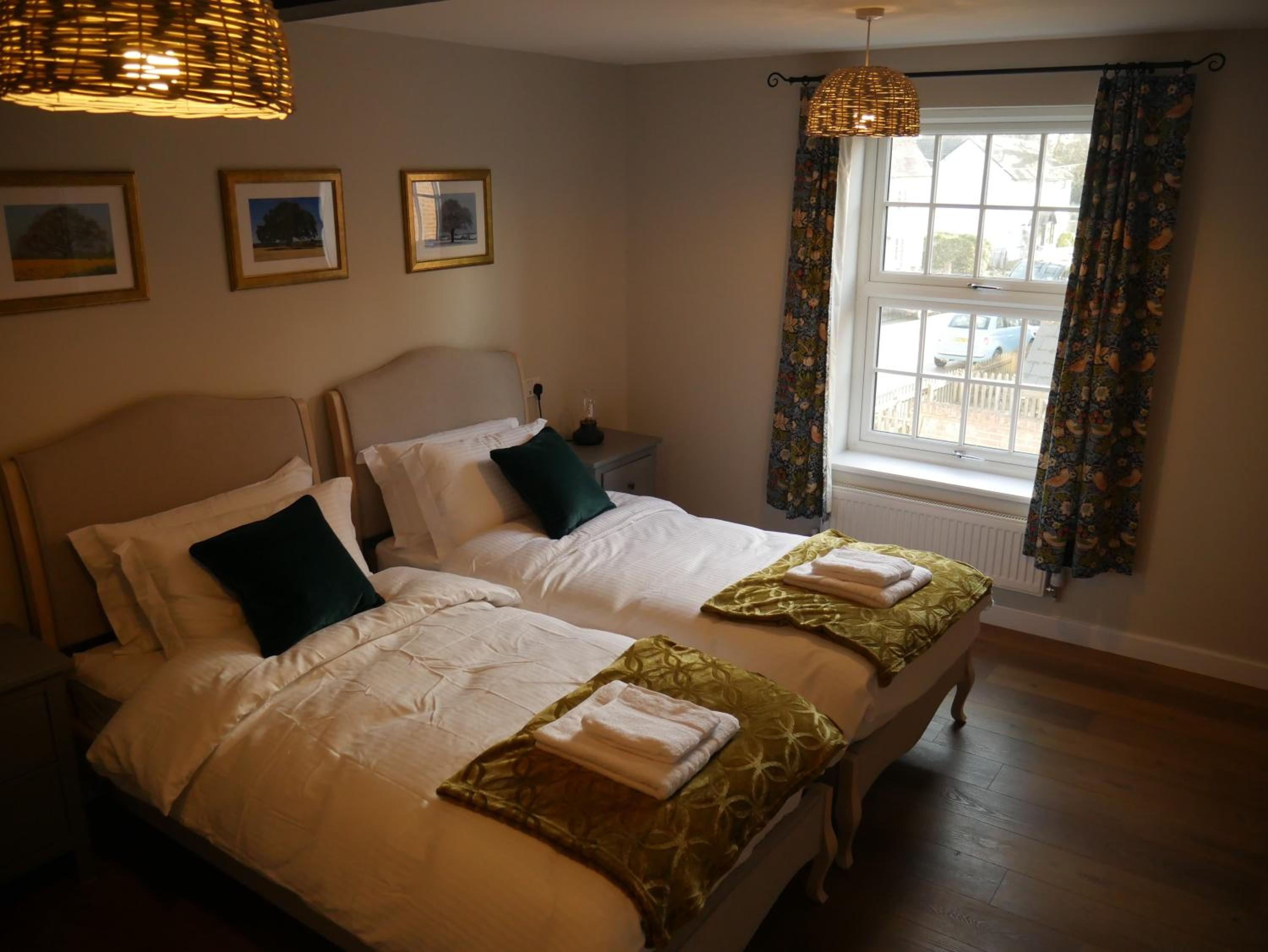 Twin Room with Private Bathroom photo 1