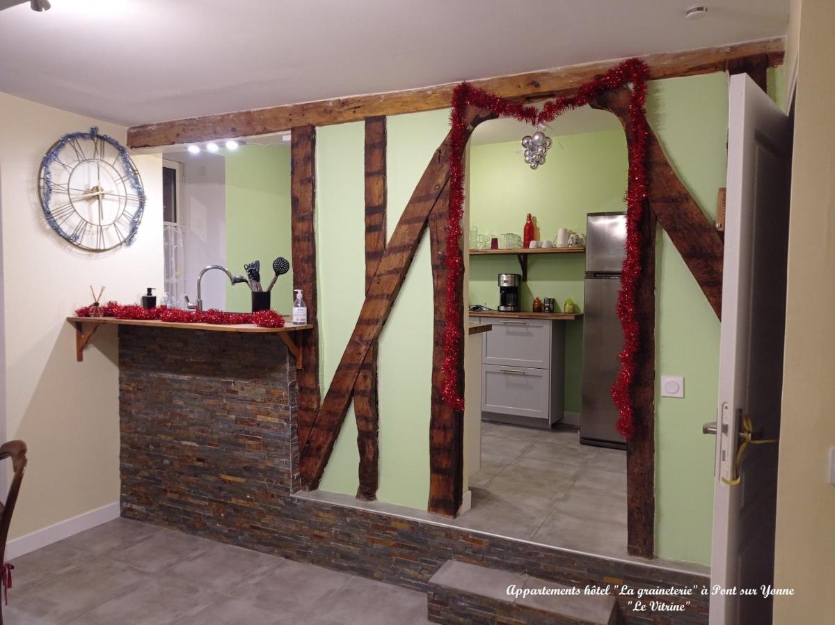 One-Bedroom Apartment - Photo 18
