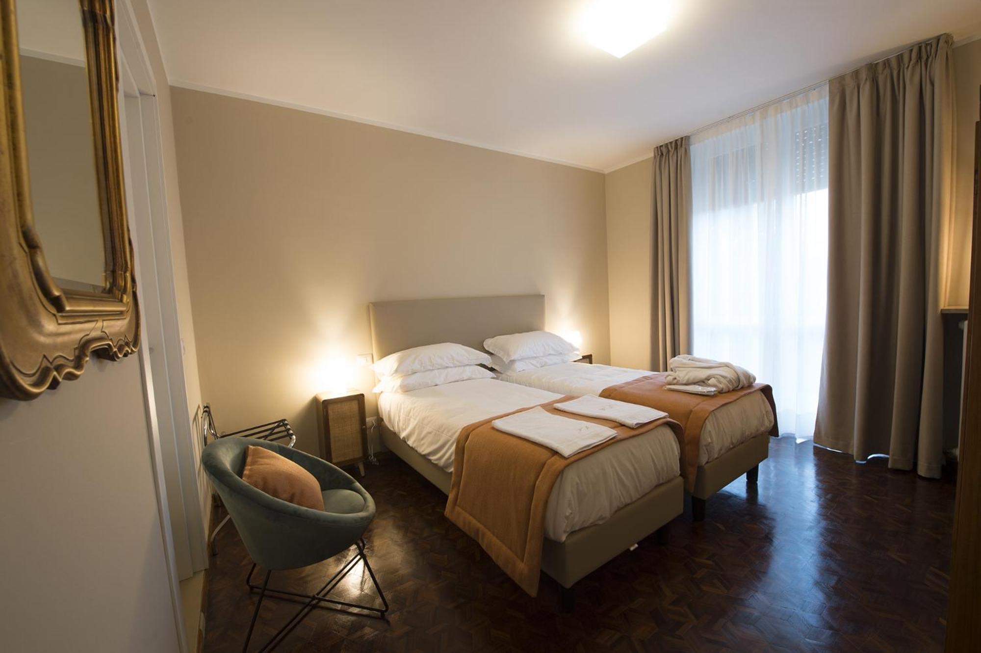 Double or Twin Room photo 3