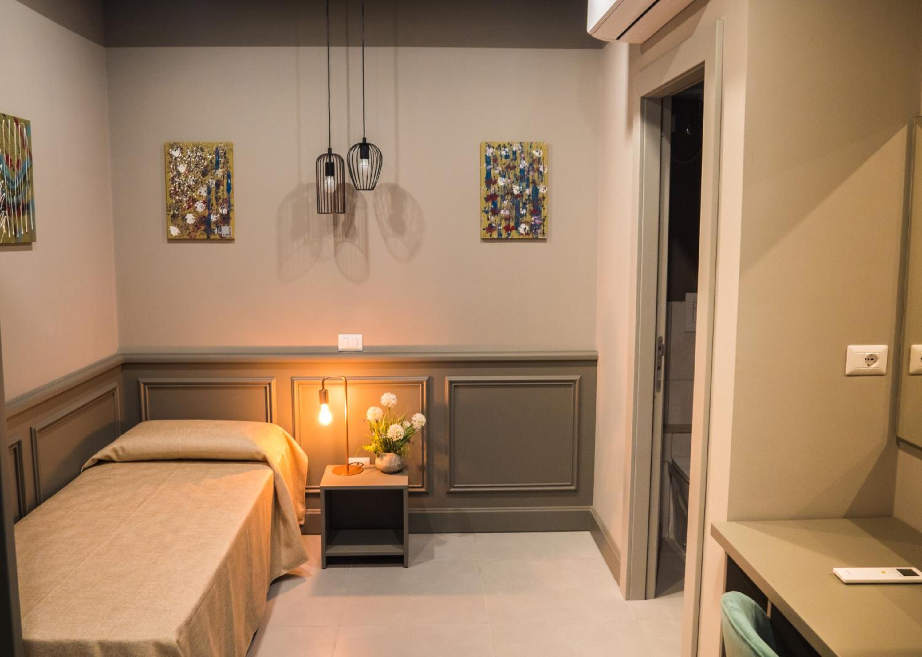 Standard Single Room photo 2