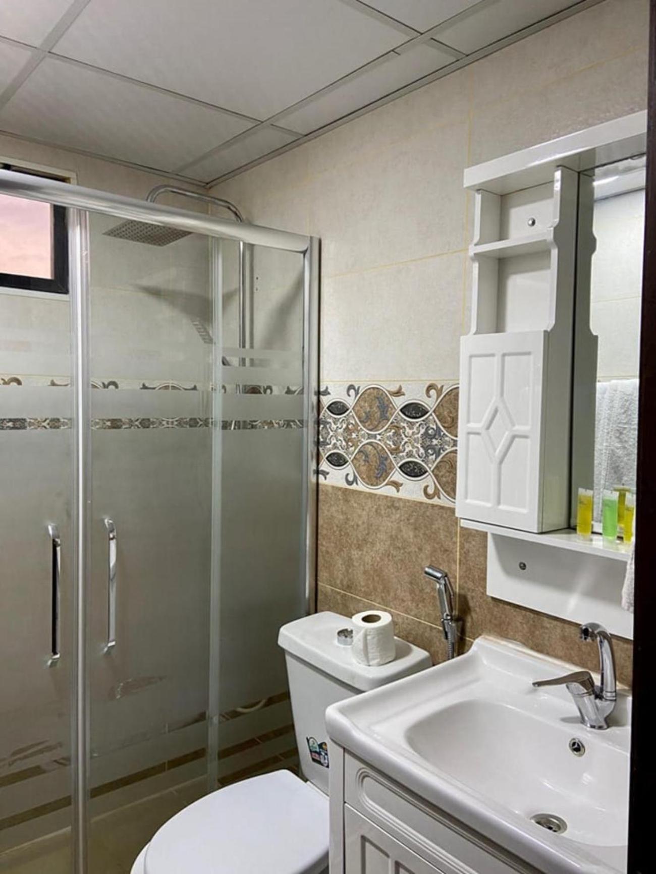 Triple Room - Photo 13