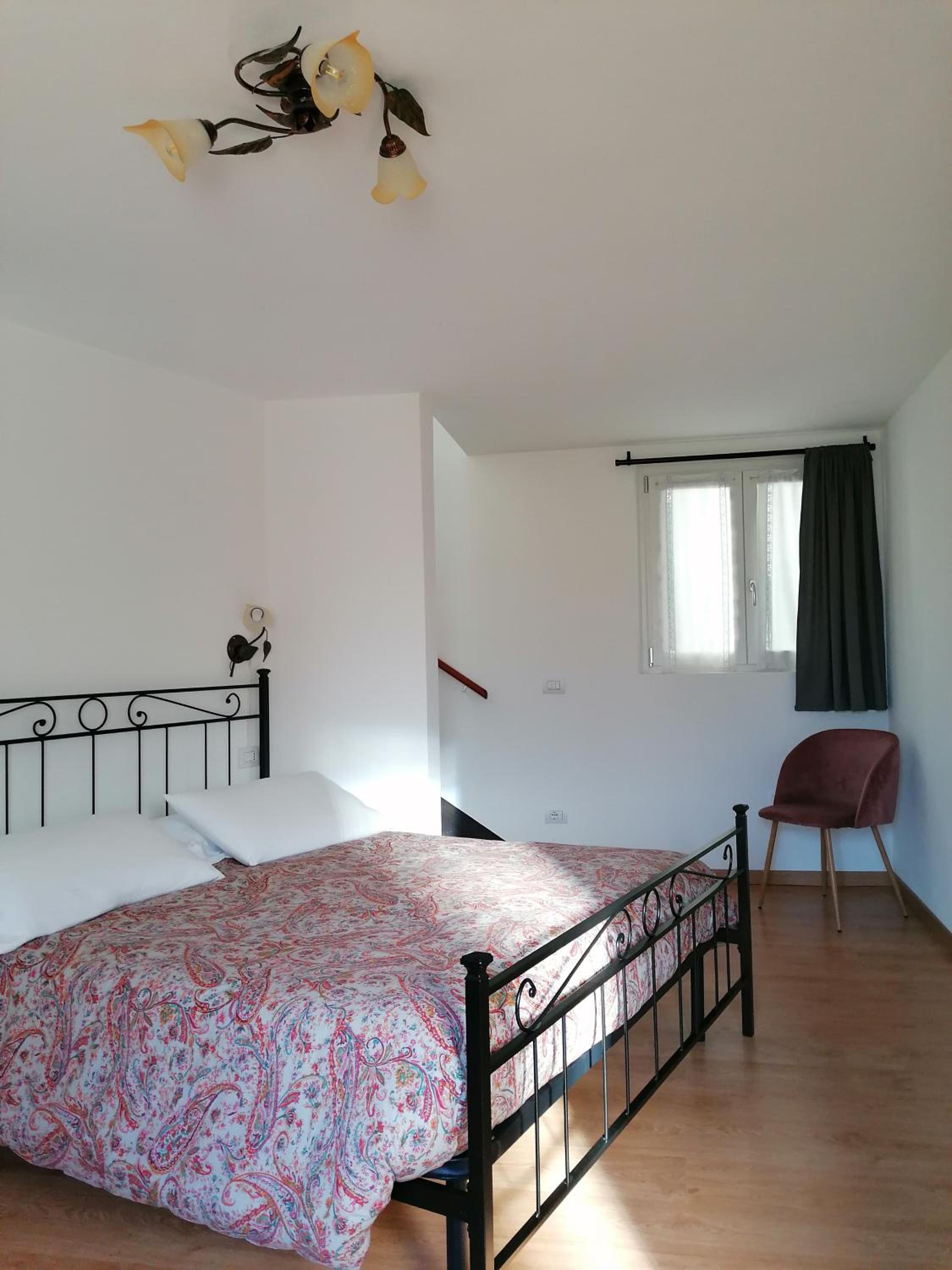 Apartment photo 2