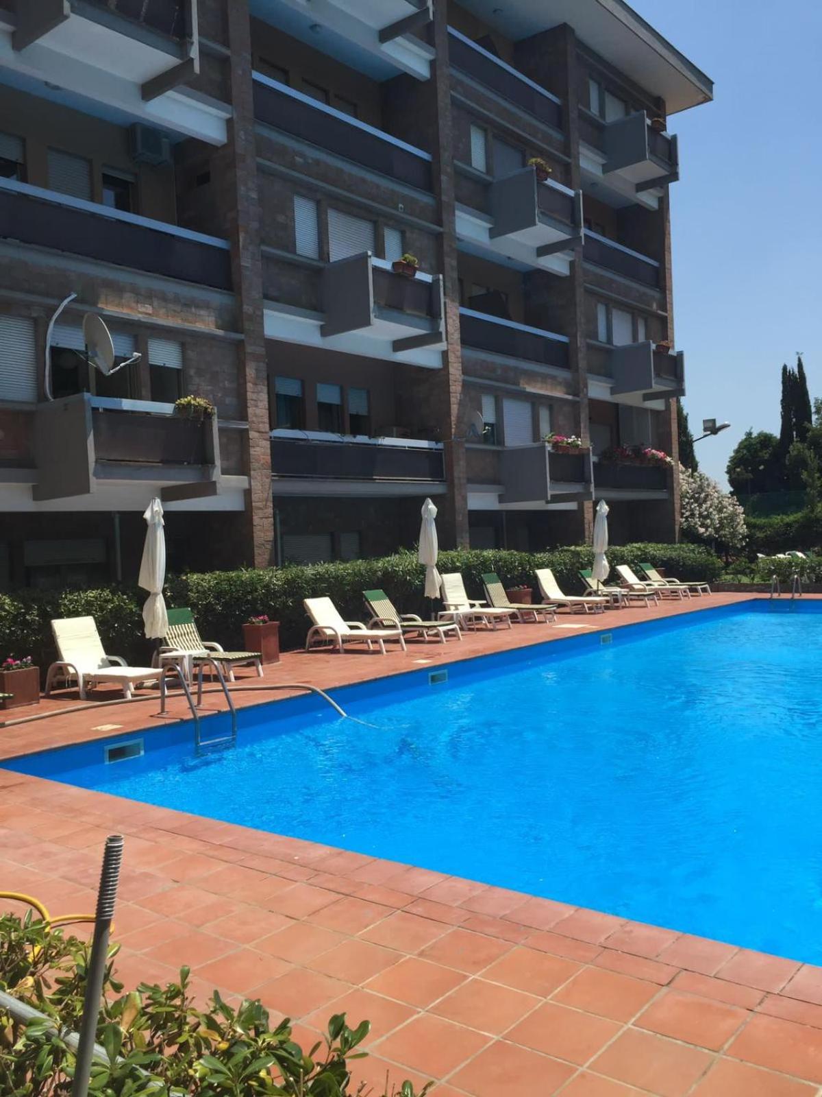 Apartment with Terrace photo 3