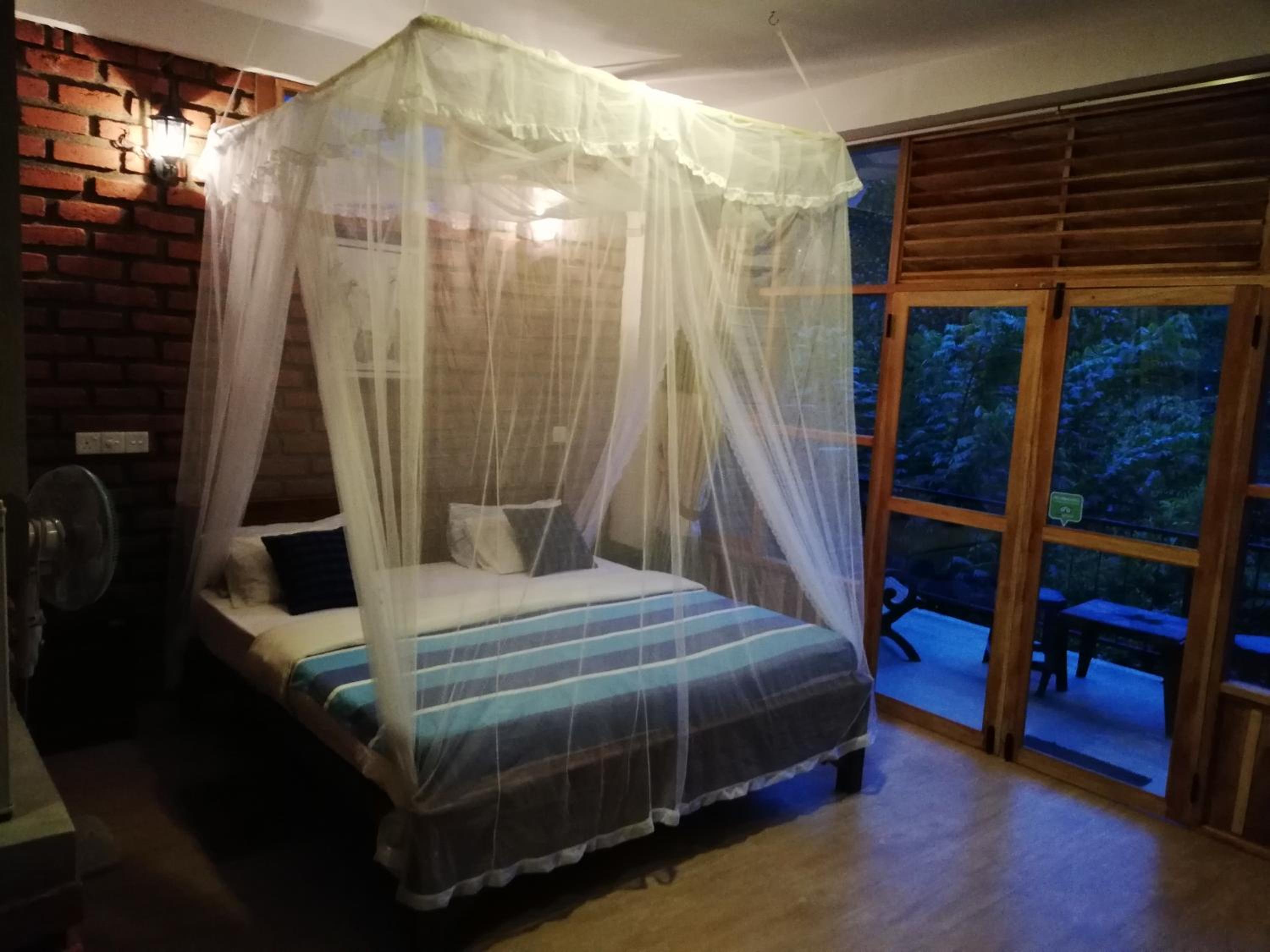 Double Room with Balcony (3 Adults) photo 1