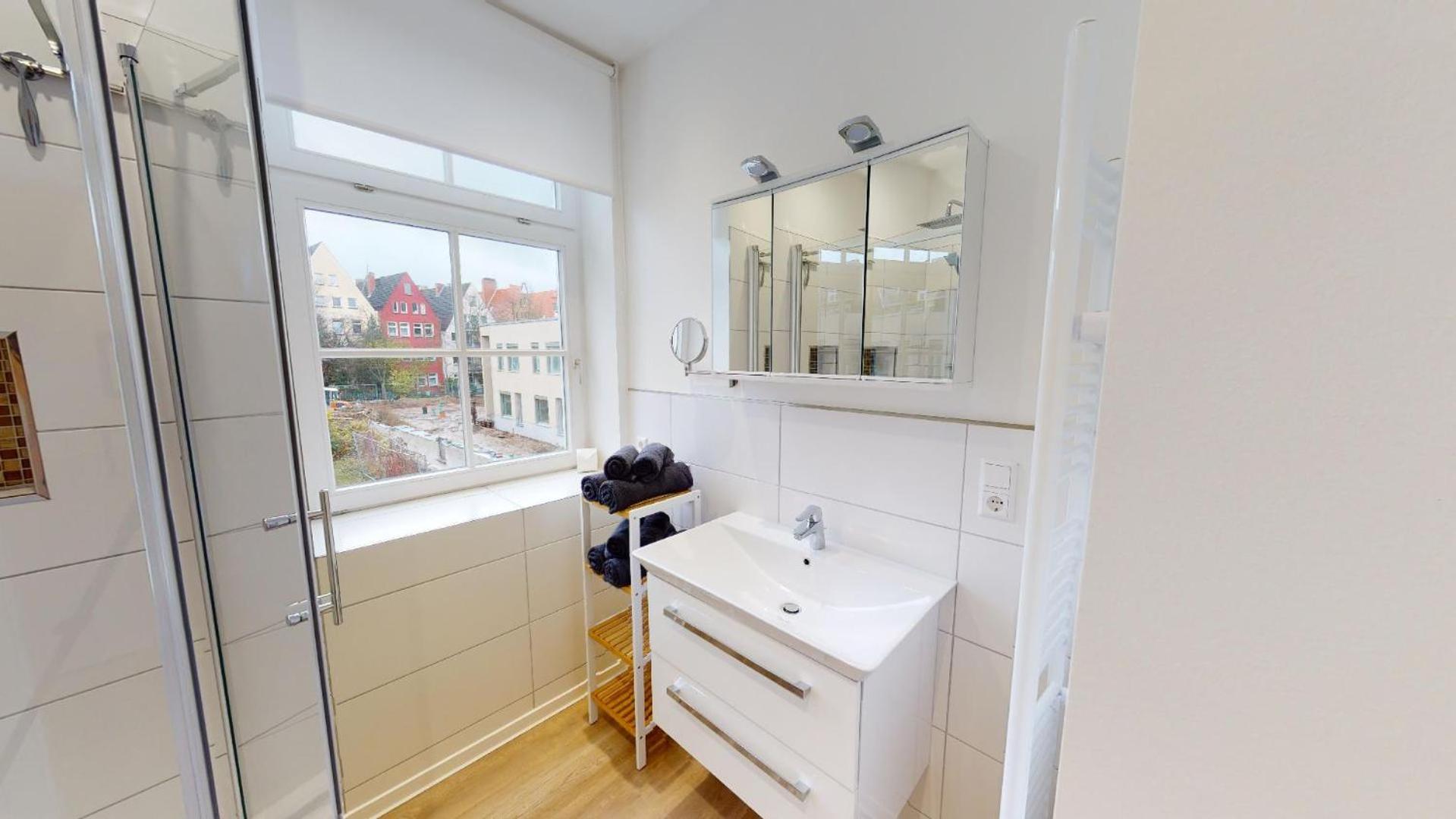 Two-Bedroom Apartment - Photo 4