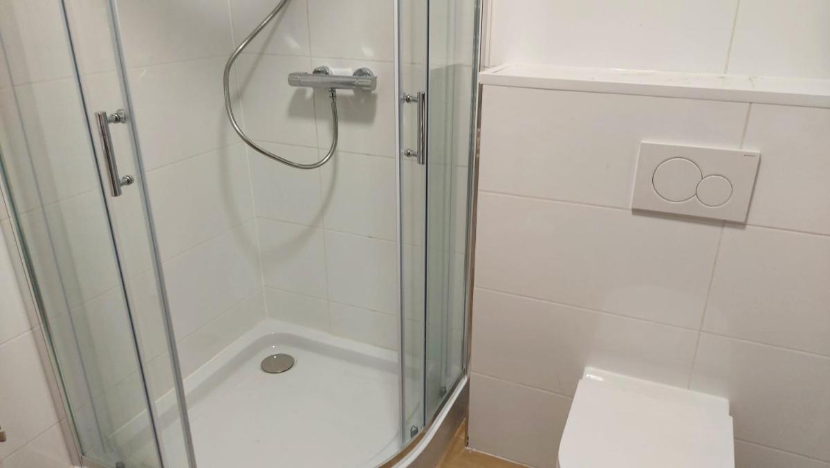 Double Room with Private Bathroom photo 3