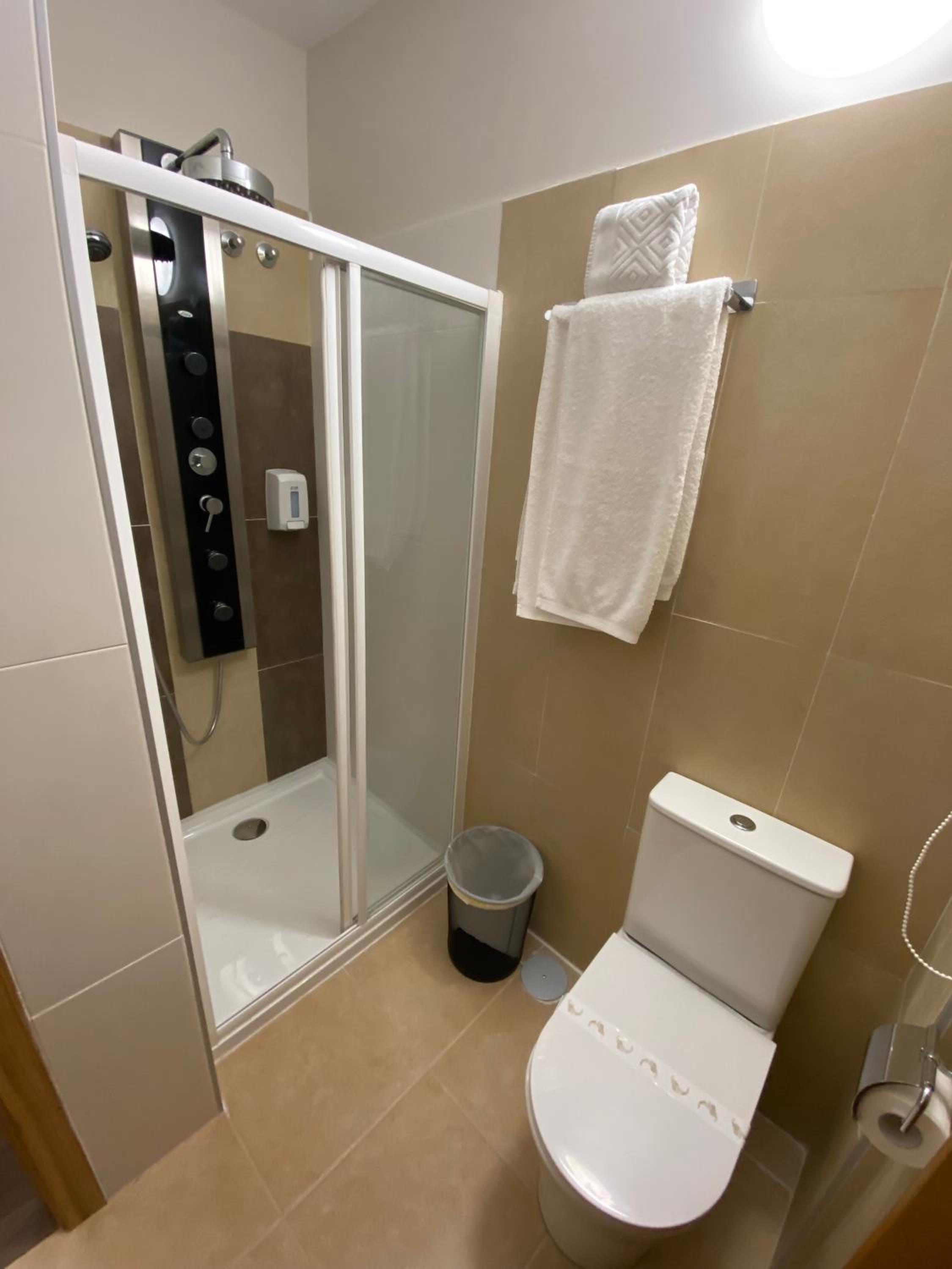 Double Room with Balcony photo 3