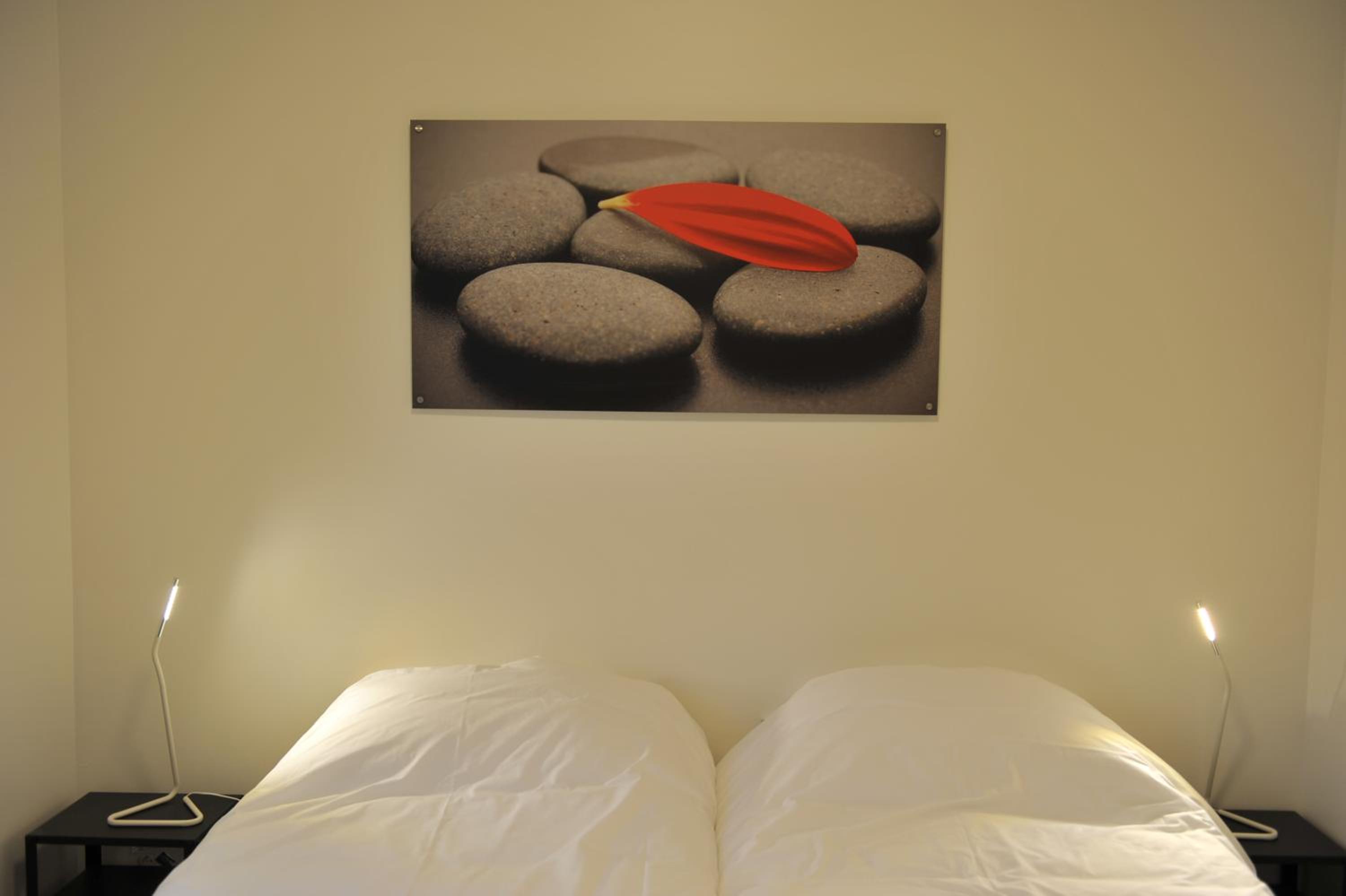 Apartment with Terrace - Photo 1