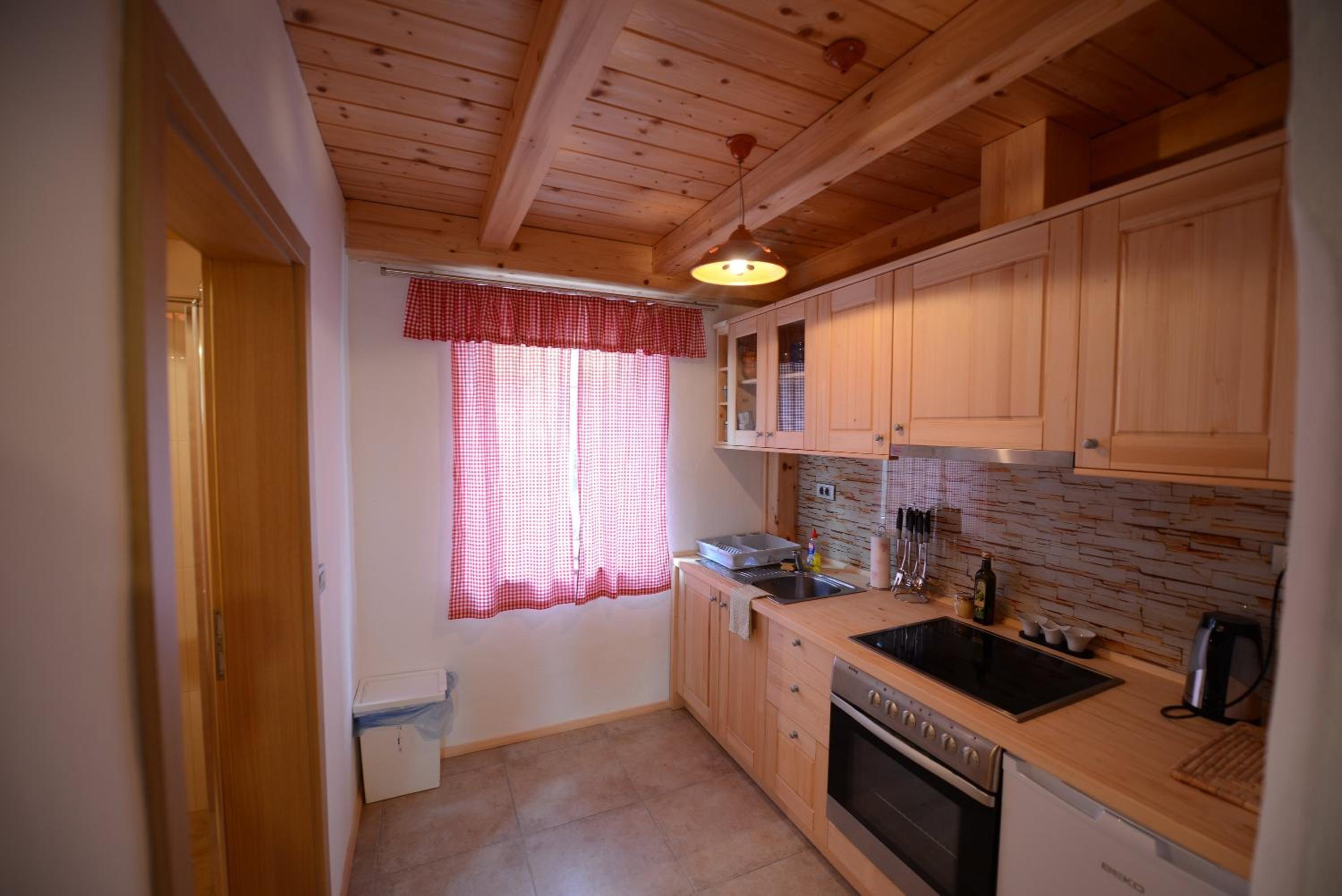 One-Bedroom Apartment - Photo 5