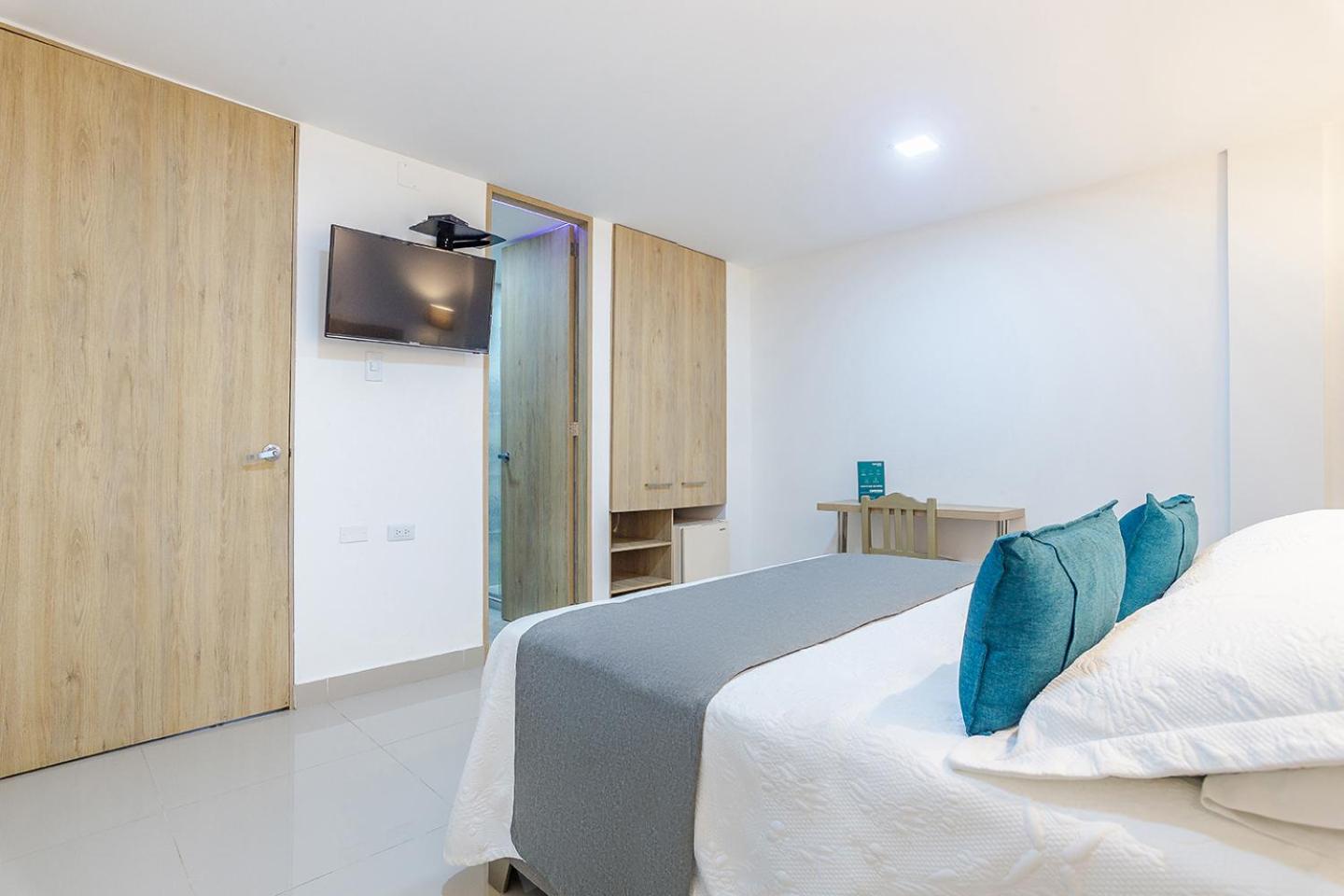 Deluxe Double Room photo 2