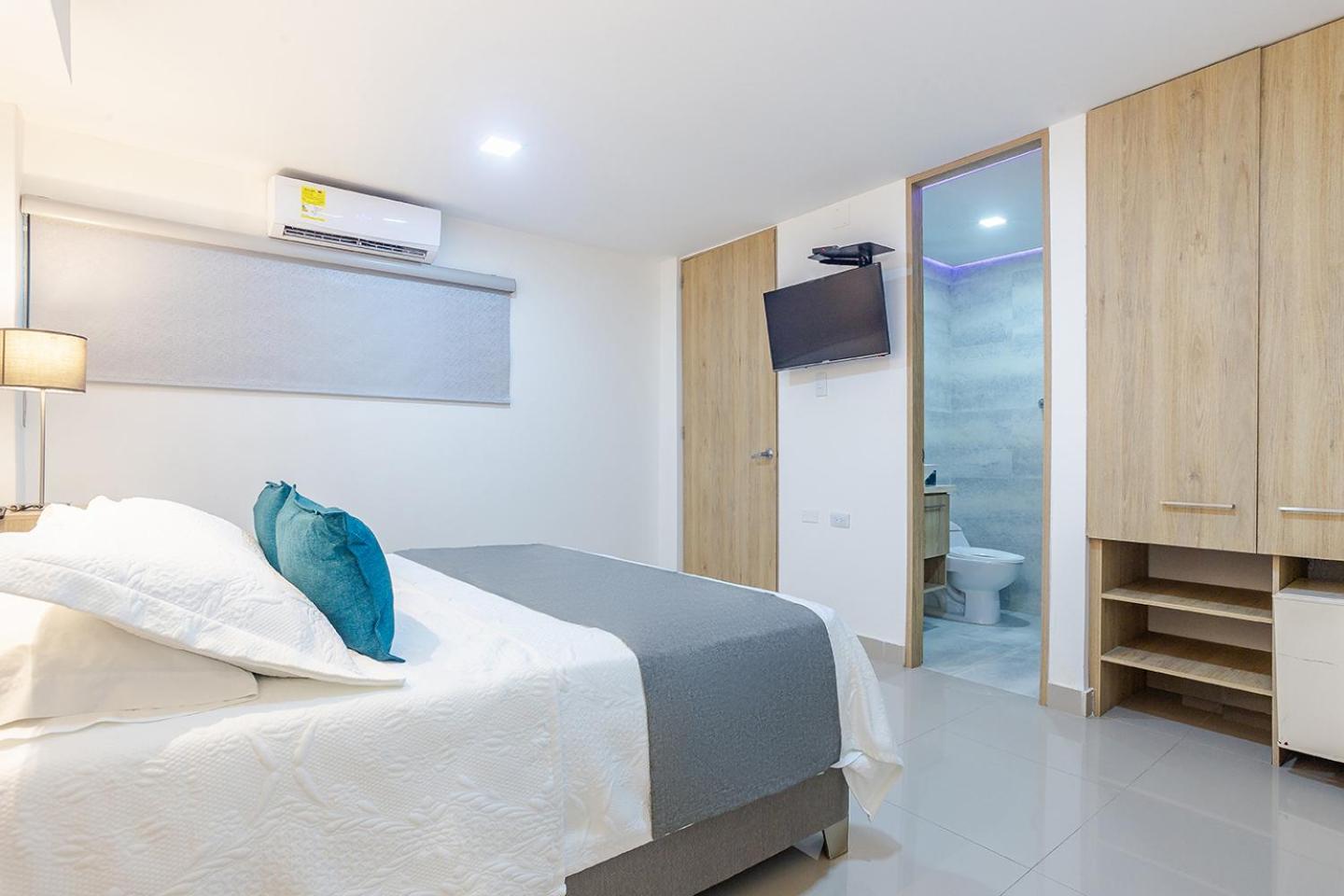Deluxe Double Room photo 3