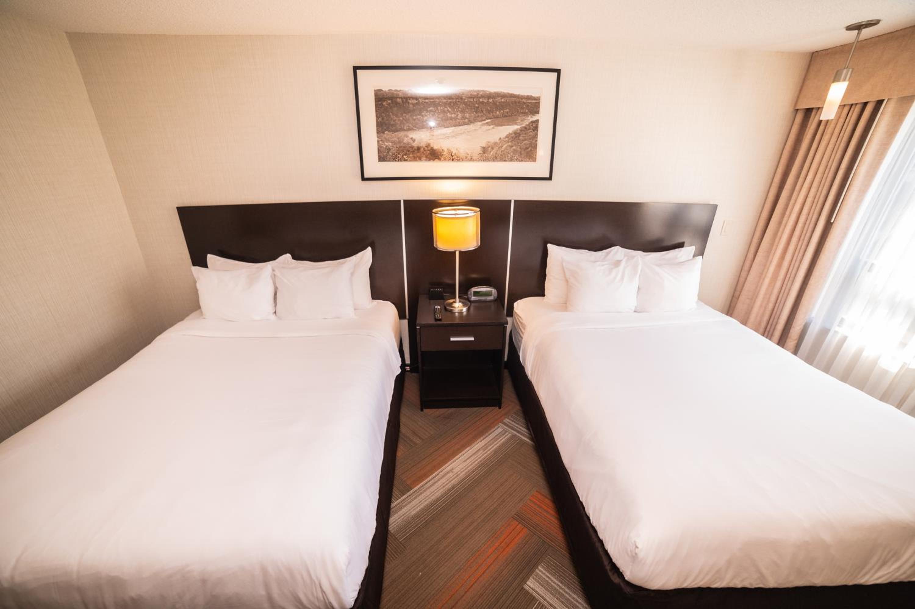 Double Room with Two Double Beds - Non-Smoking - Photo 1