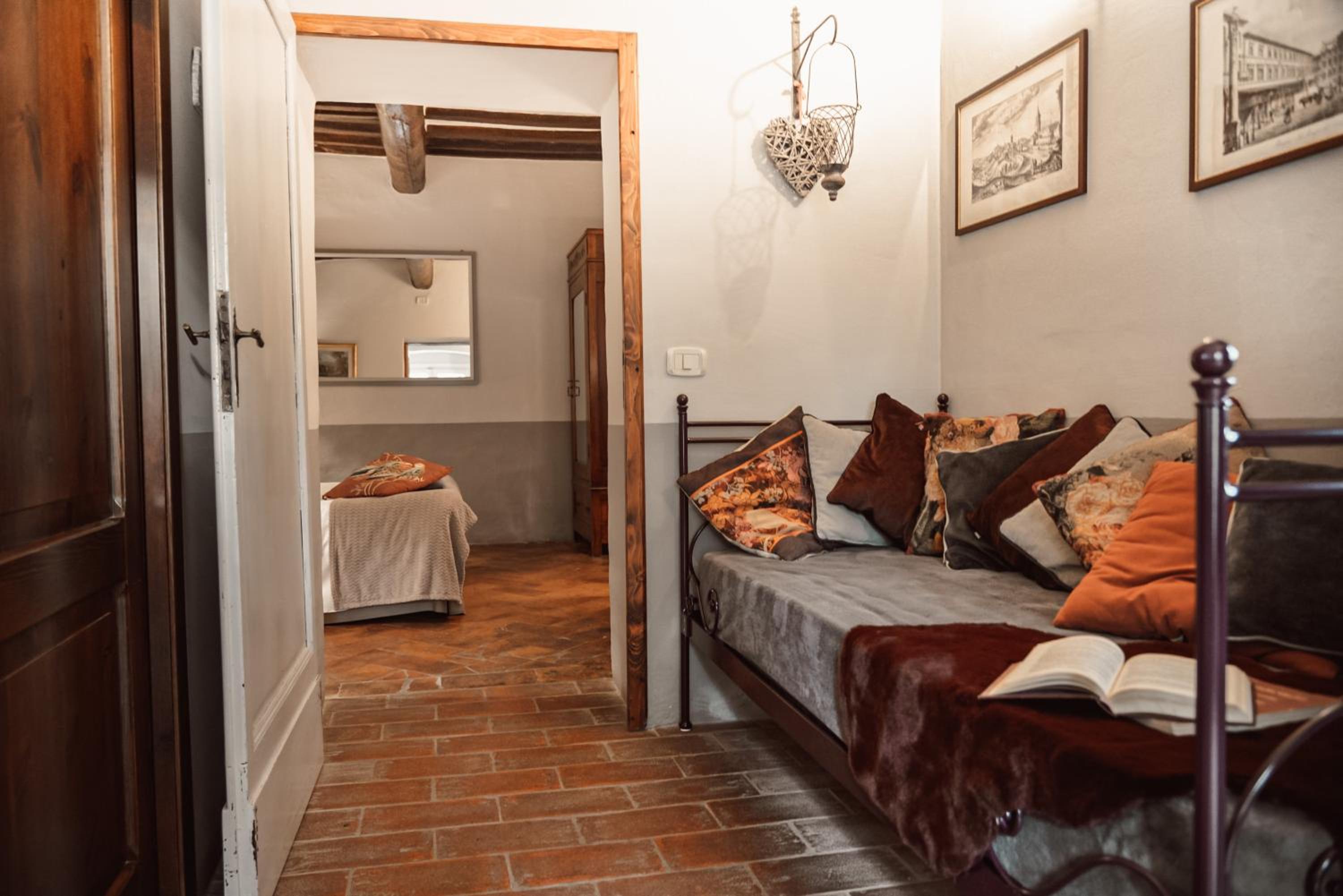 Junior Suite (2 Adults) with Spa Access - Photo 6
