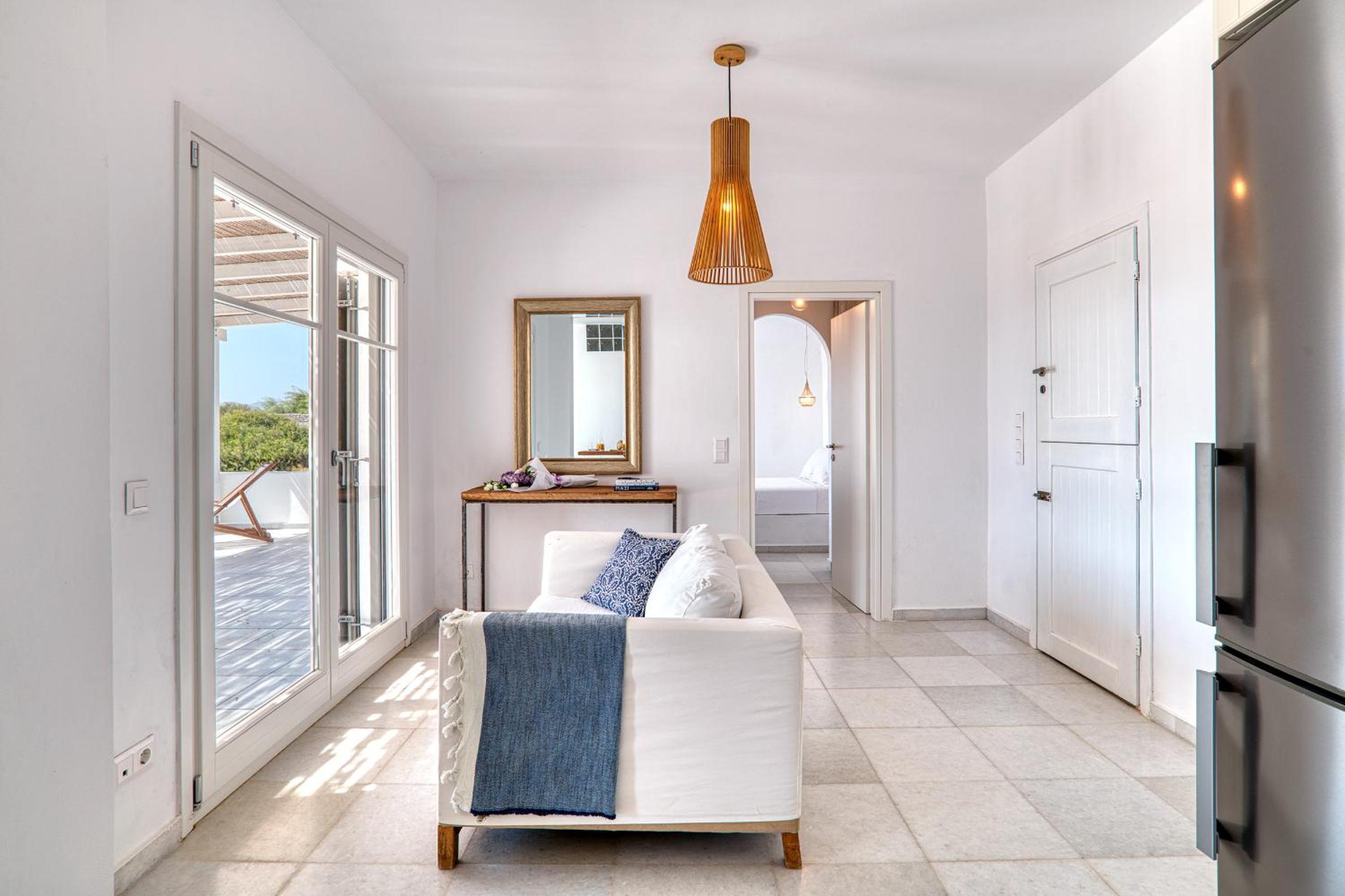 Three-Bedroom Villa photo 1
